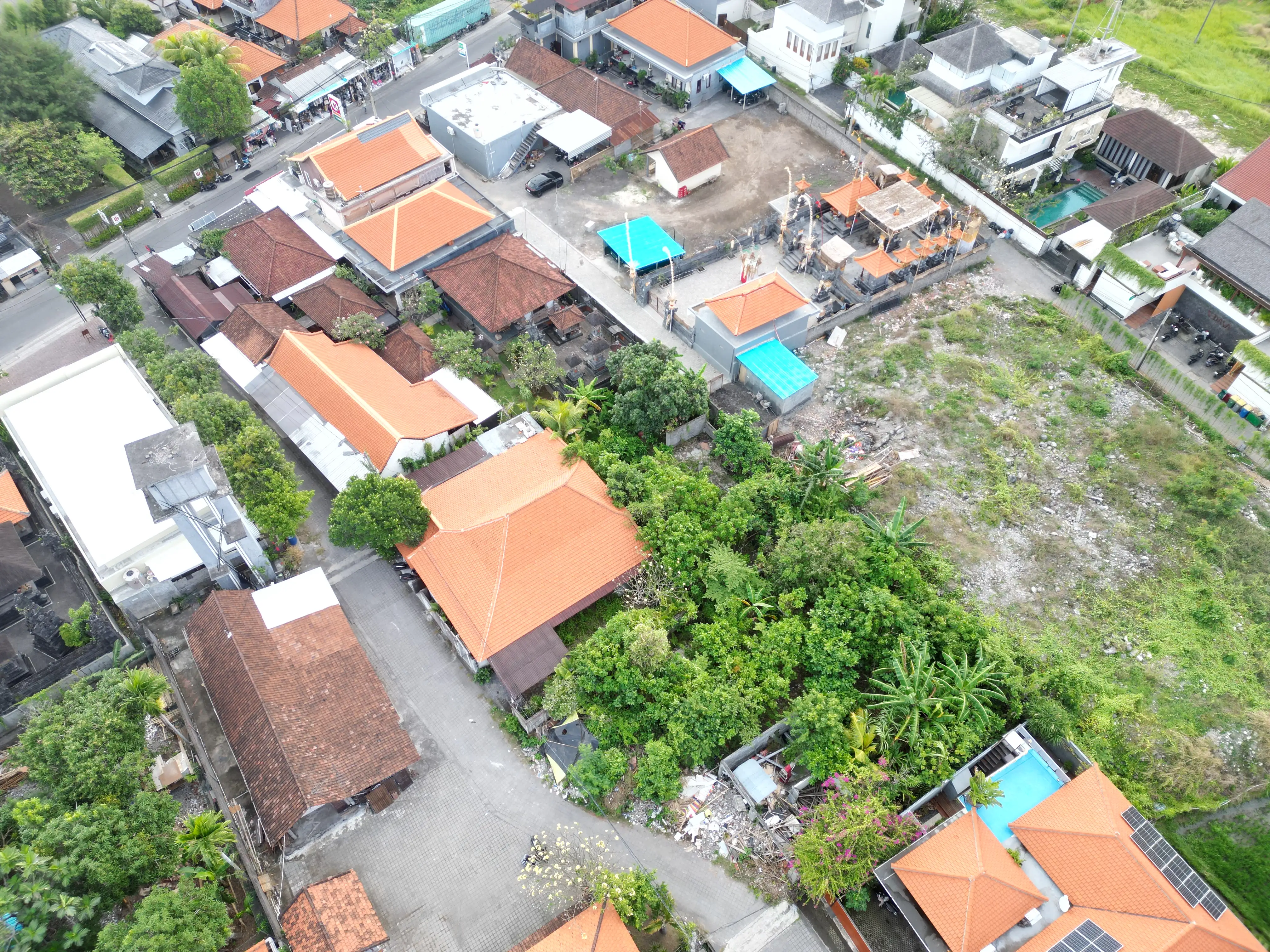Land 0m² in Indonesia, Canggu. Priced at 774685$ rent photo-3
