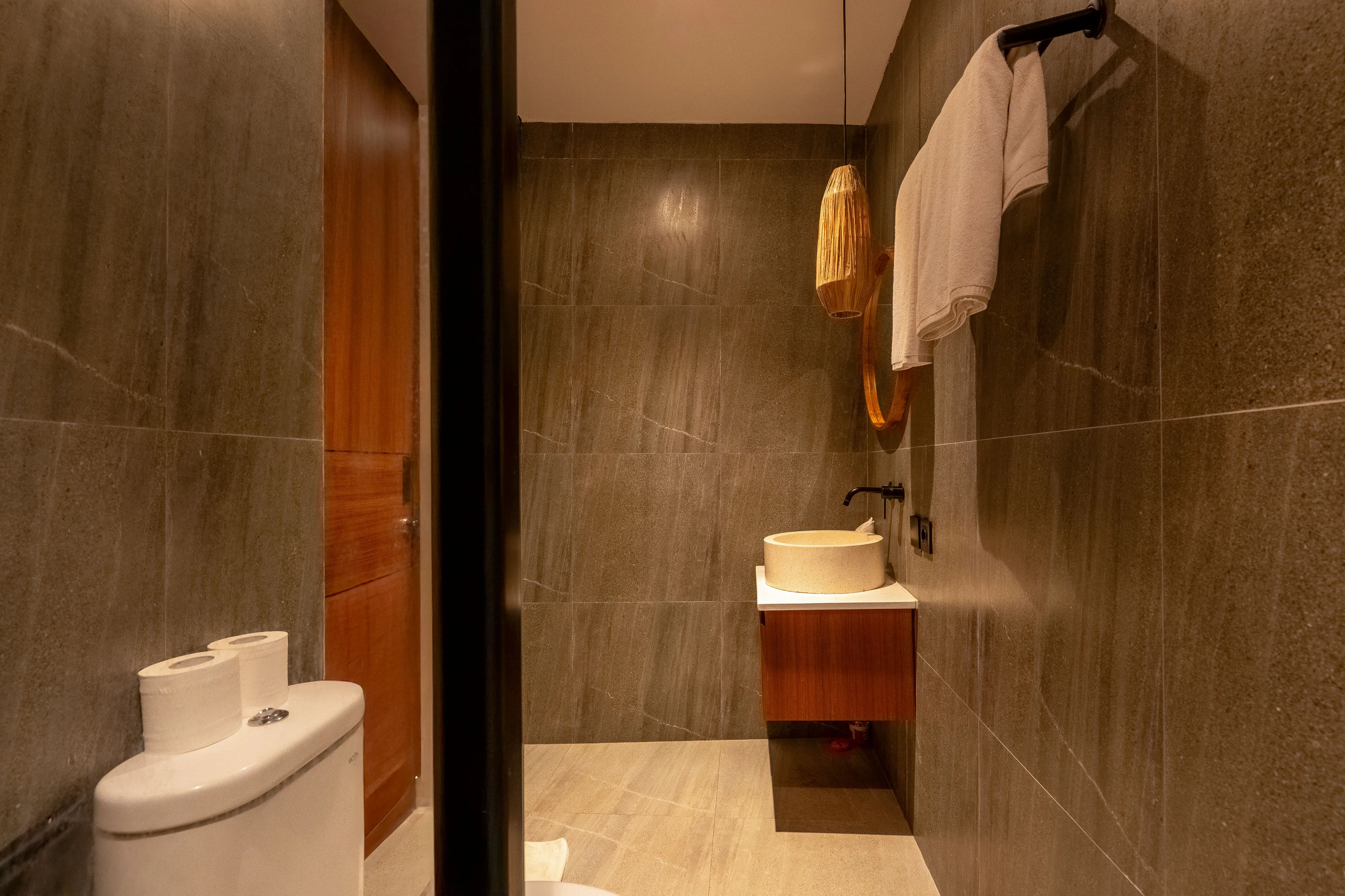 Villa 180m² in Indonesia, Bukit. Priced at 280000$ rent photo-9