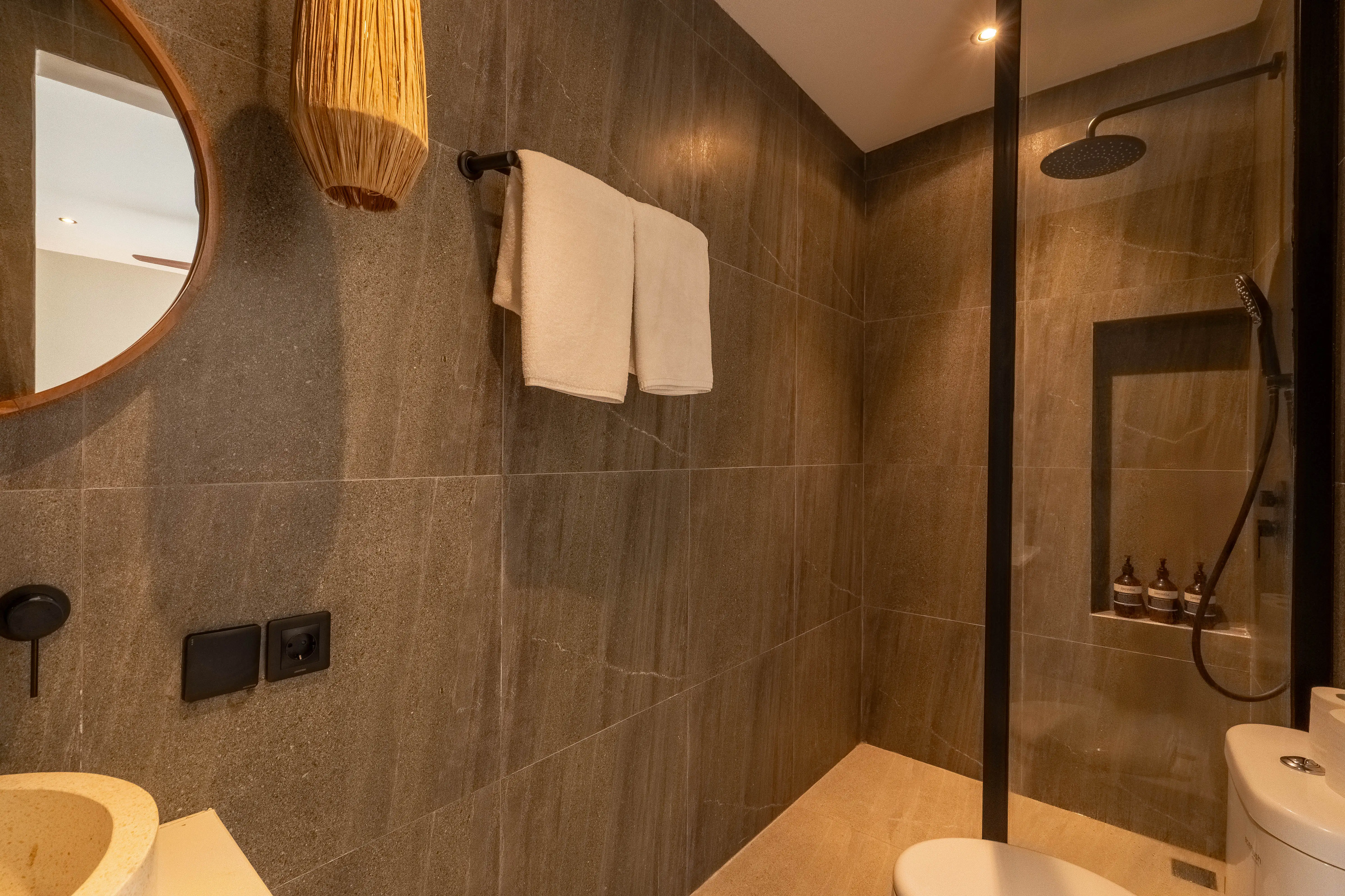 Villa 180m² in Indonesia, Bukit. Priced at 280000$ rent photo-10