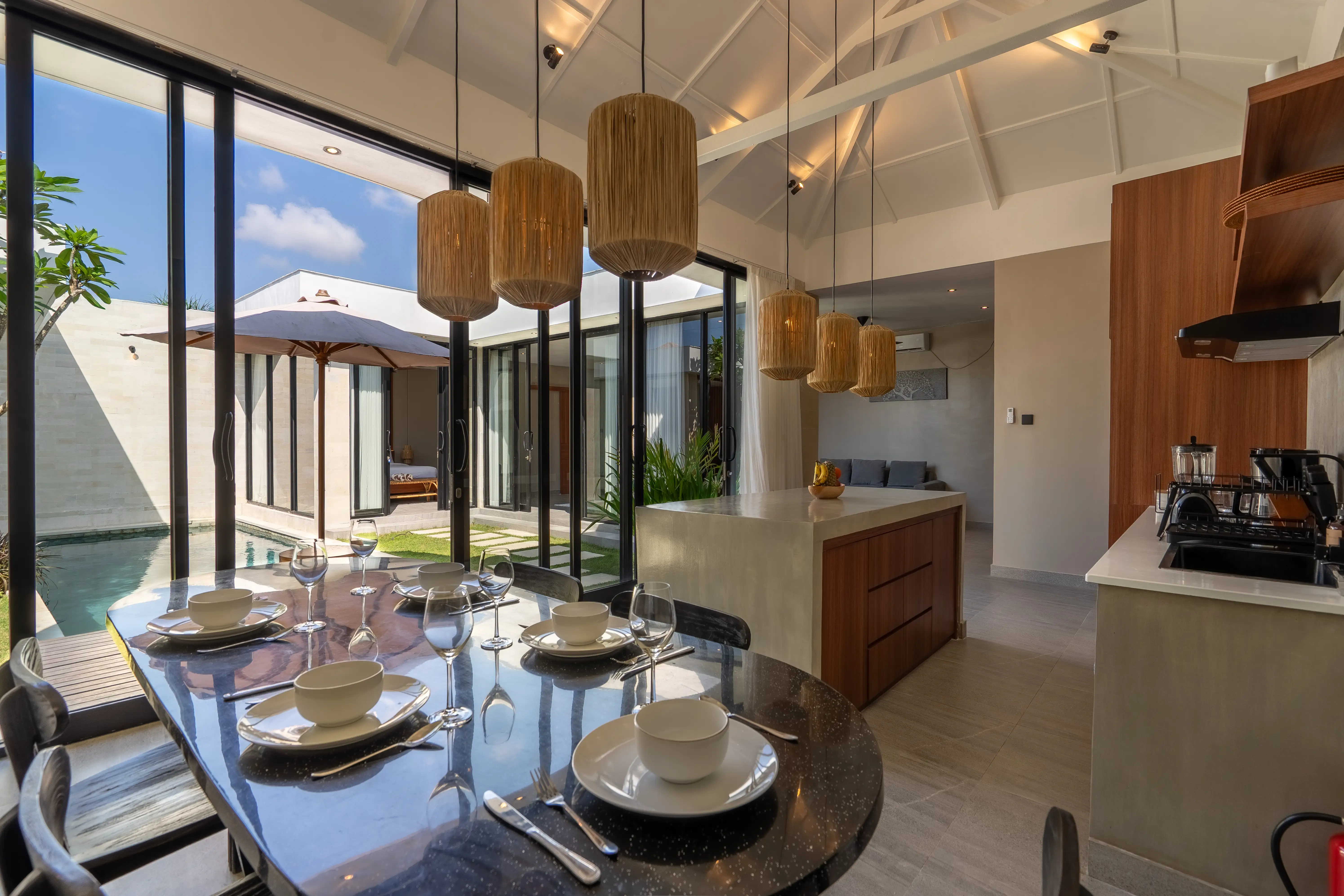 Villa 180m² in Indonesia, Bukit. Priced at 280000$ rent photo-24