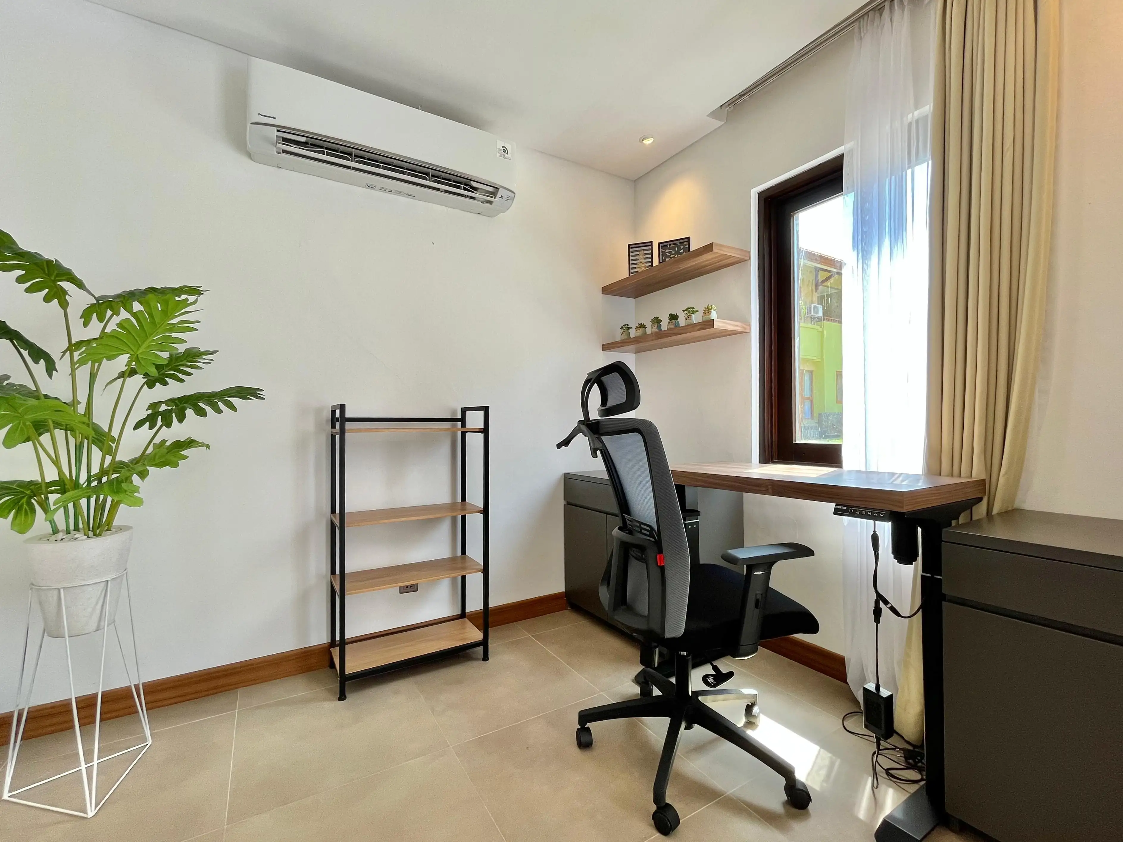 Flat 0m² in Indonesia, Bukit. Priced at 174483$ rent photo-13