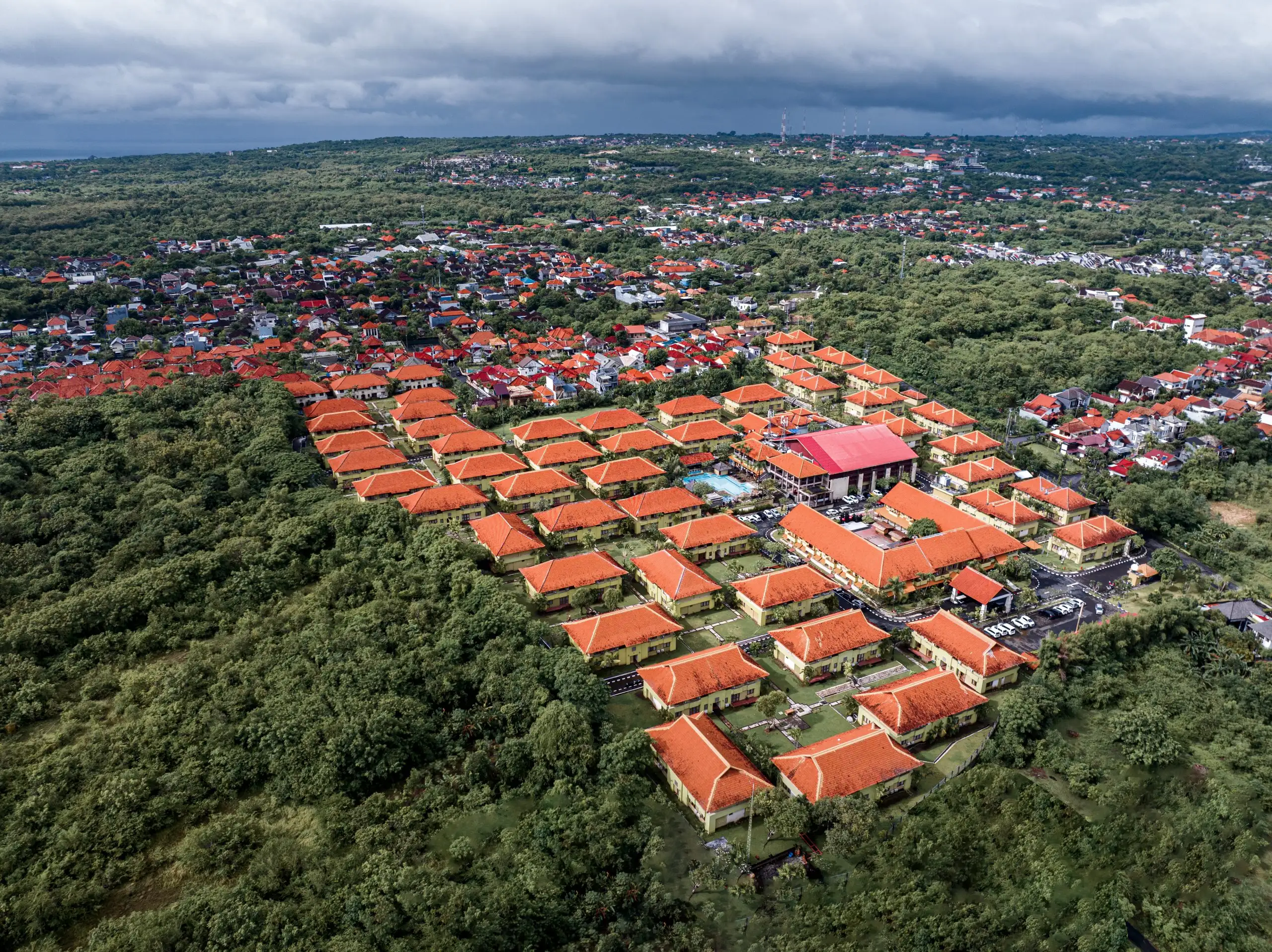 Flat 0m² in Indonesia, Bukit. Priced at 90473$ rent photo-1