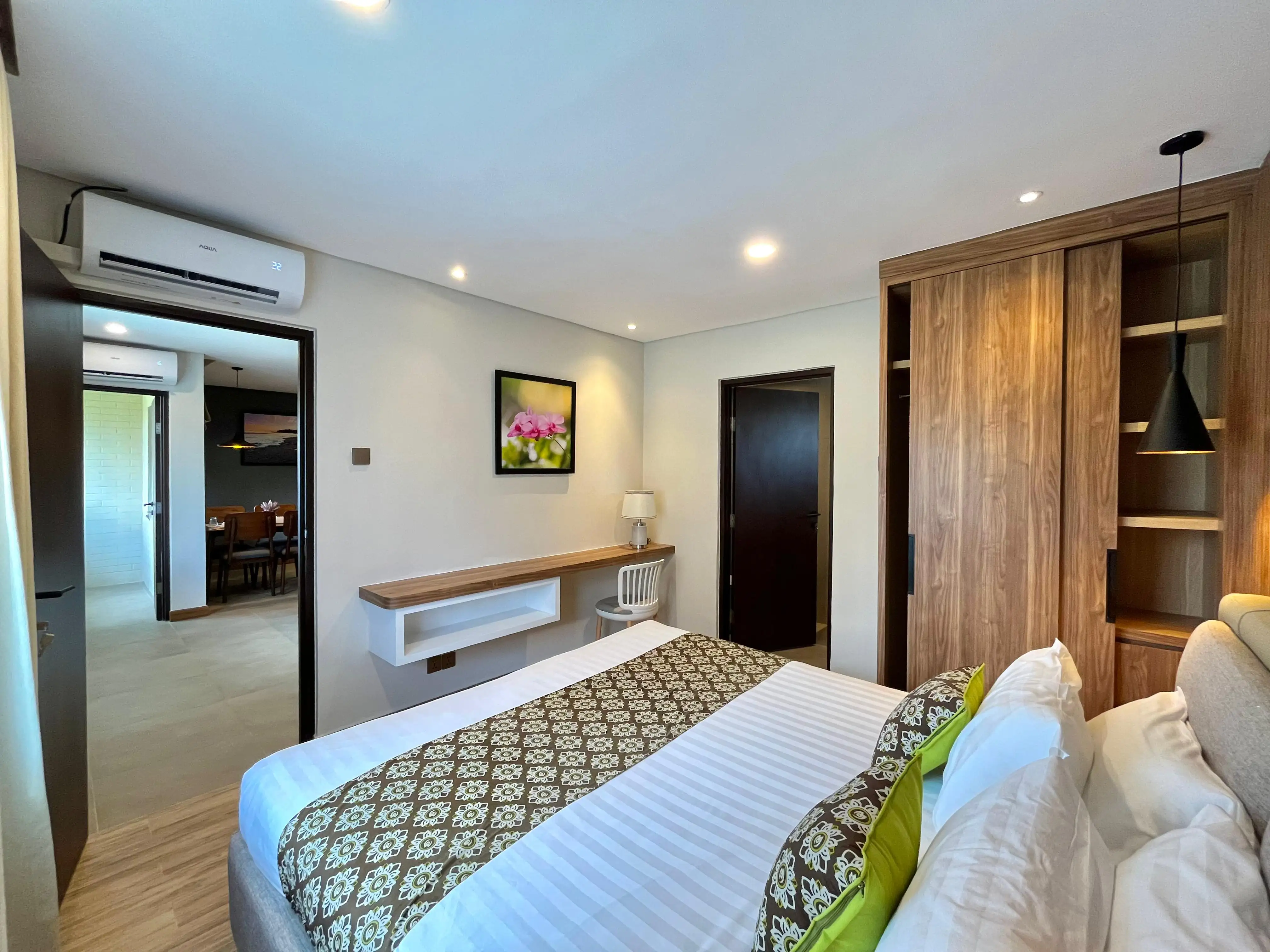 Flat 50m² in Indonesia, Bukit. Priced at 84010$ rent photo-5
