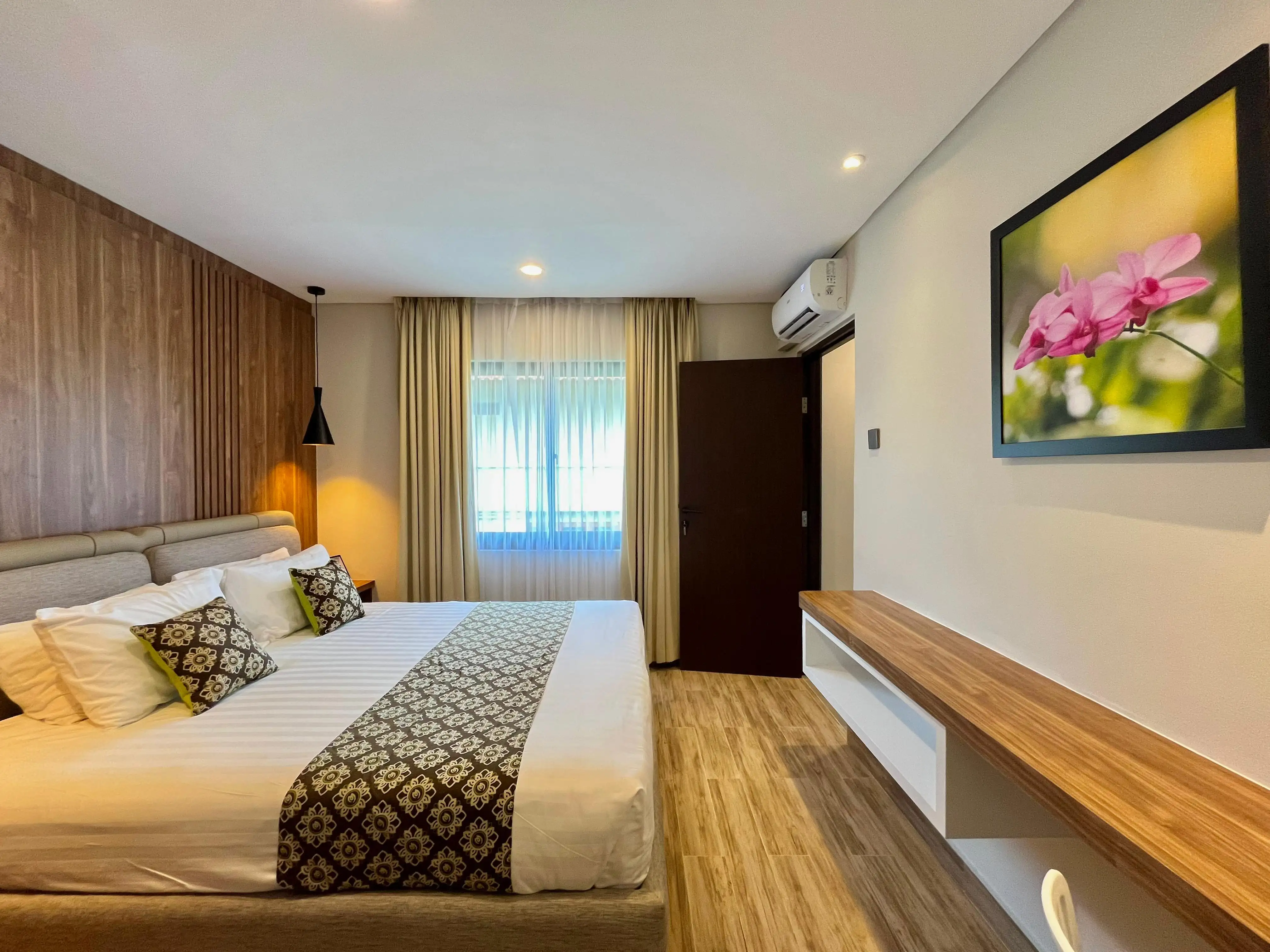 Flat 50m² in Indonesia, Bukit. Priced at 84010$ rent photo-6