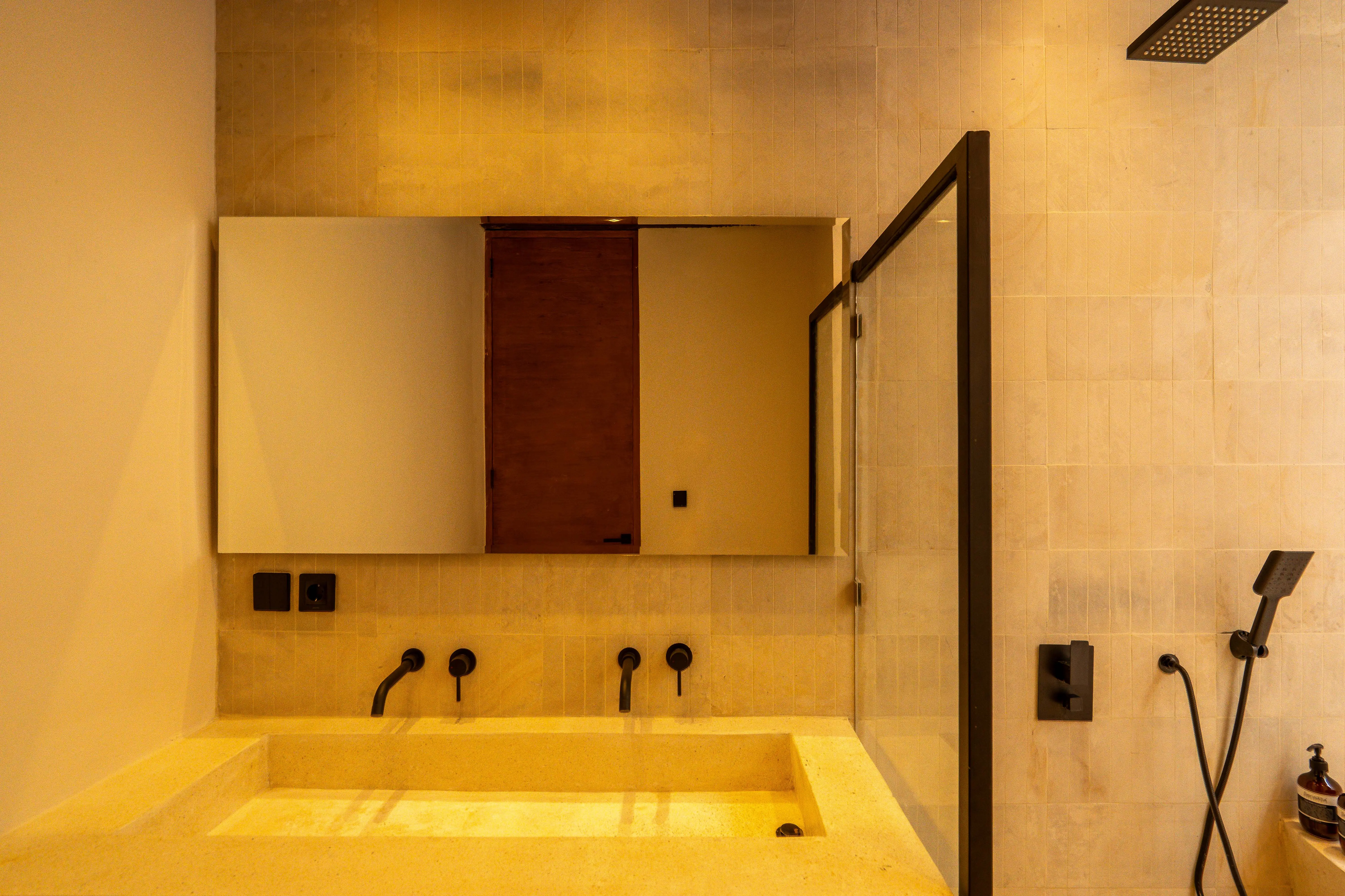 Villa 120m² in Indonesia, Canggu. Priced at 235000$ rent photo-4