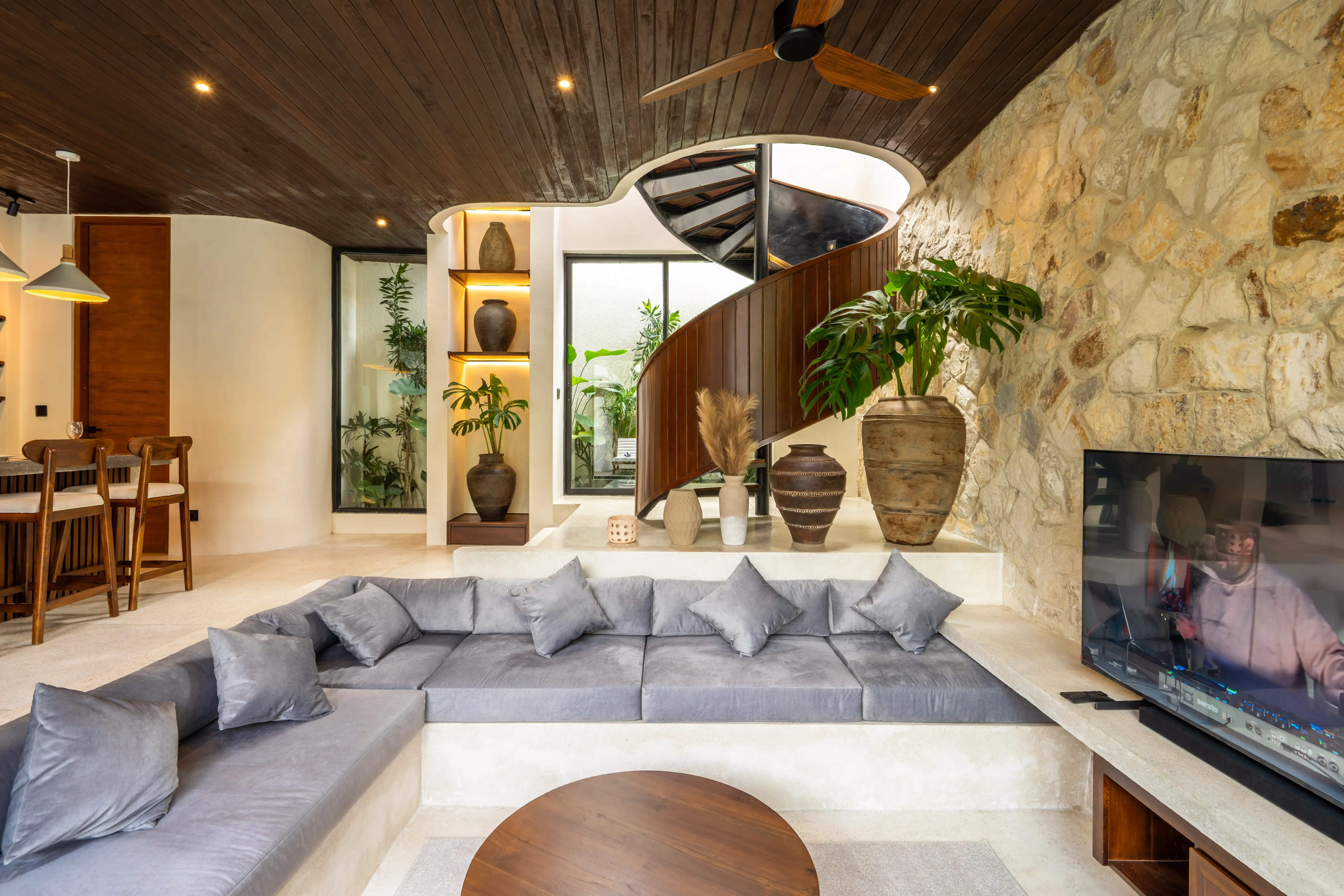 Villa 120m² in Indonesia, Canggu. Priced at 235000$ rent photo-13