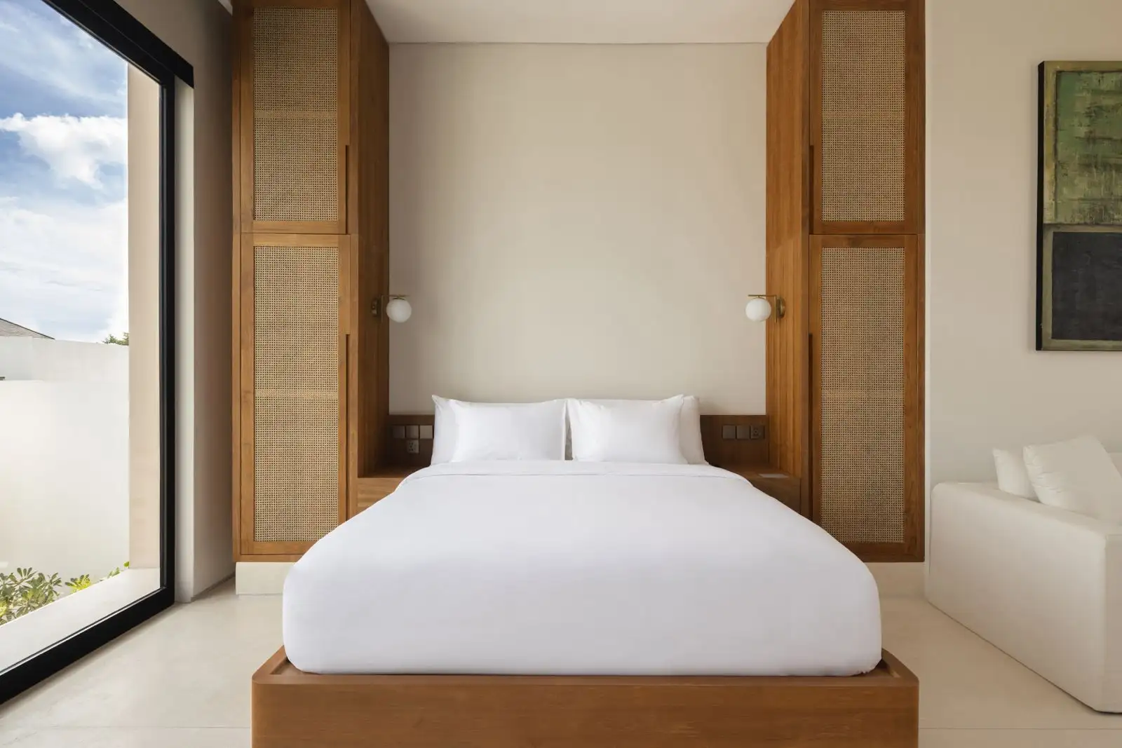 Villa 182m² in Indonesia, Canggu. Priced at 399000$ rent photo-11