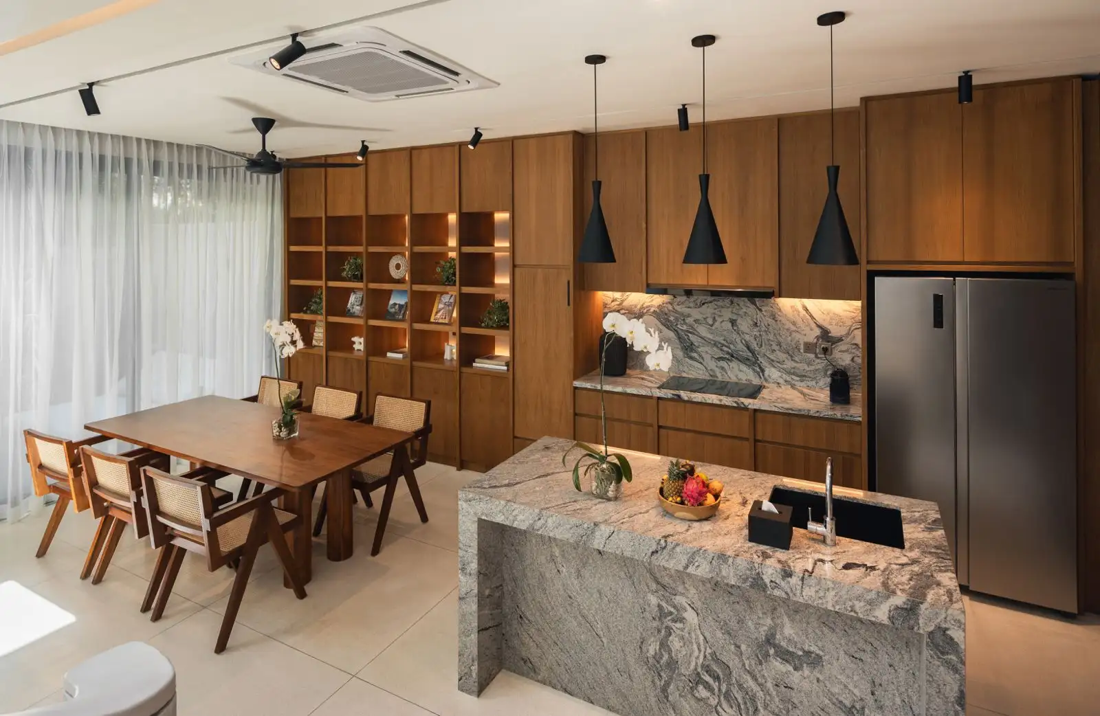 Villa 182m² in Indonesia, Canggu. Priced at 399000$ rent photo-14