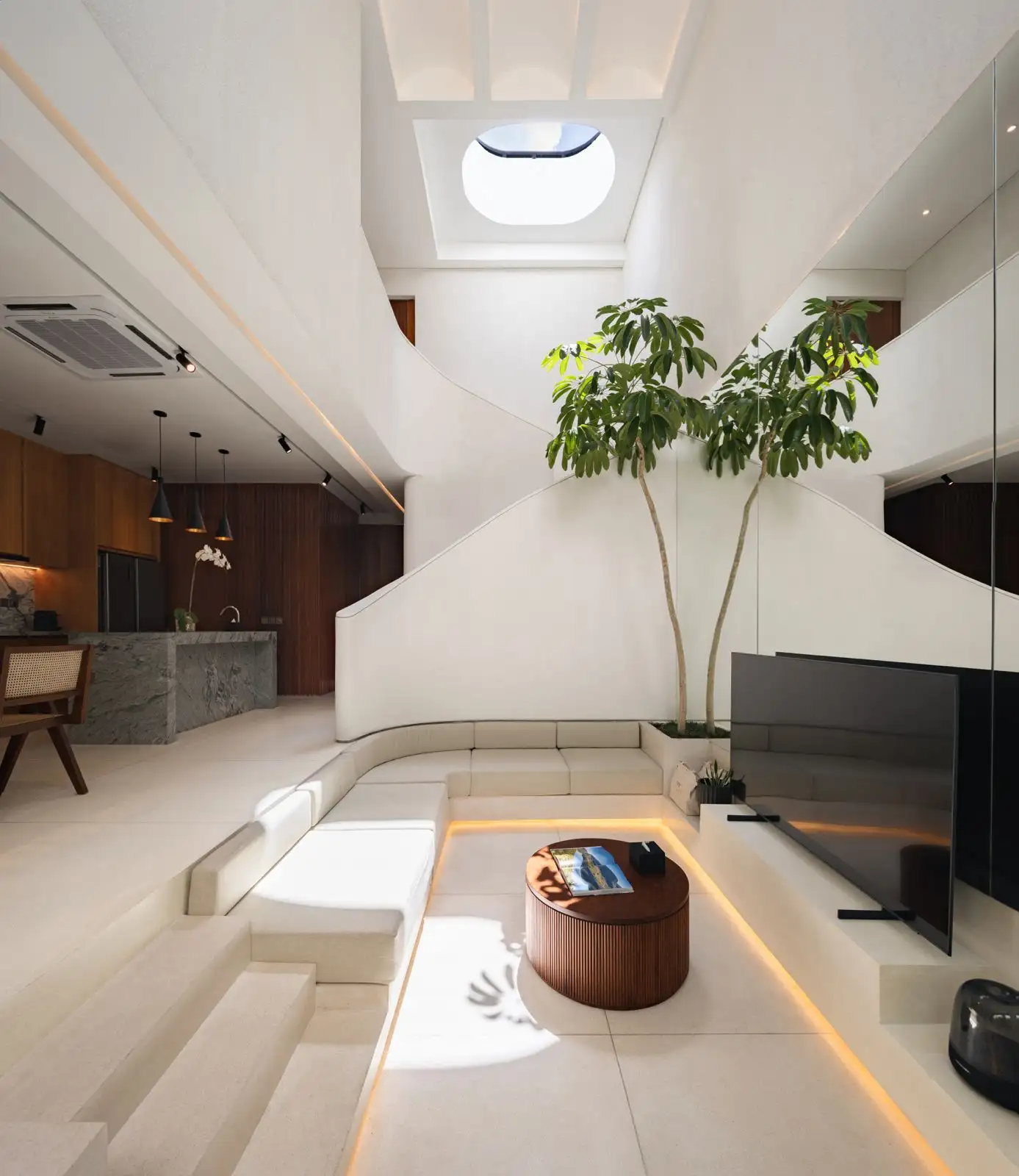 Villa 182m² in Indonesia, Canggu. Priced at 399000$ rent photo-16