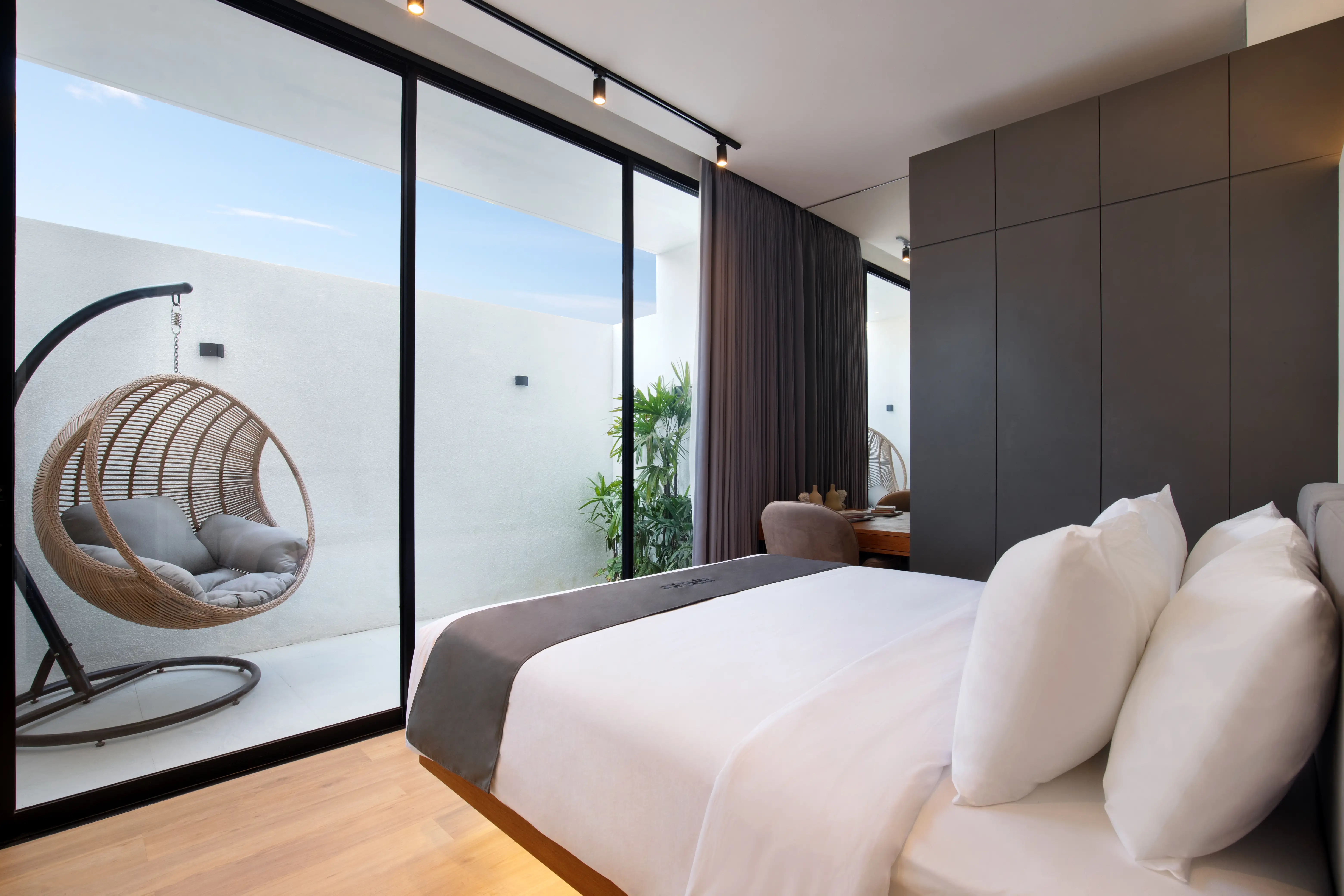 Villa 101m² in Indonesia, Canggu. Priced at 370000$ rent photo-13