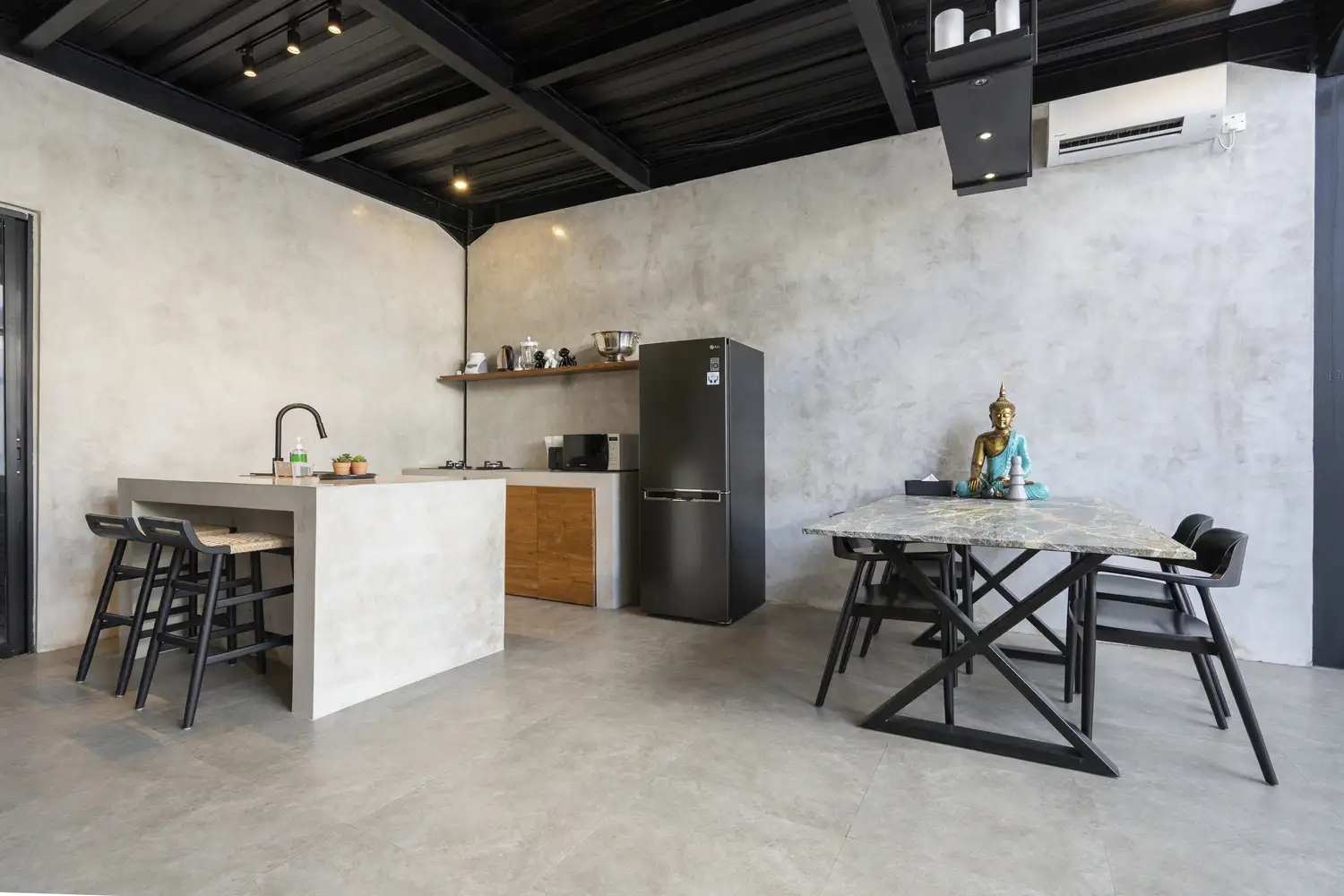 Villa 76m² in Indonesia, Canggu. Priced at 180945$ rent photo-14