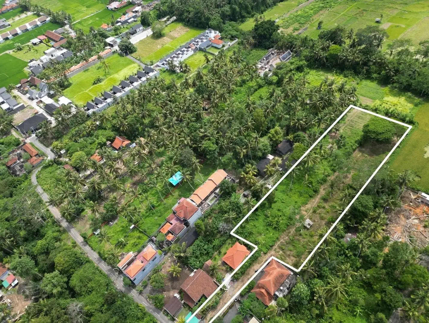 Land 0m² in Indonesia, Ubud. Priced at 334425$ rent photo-8