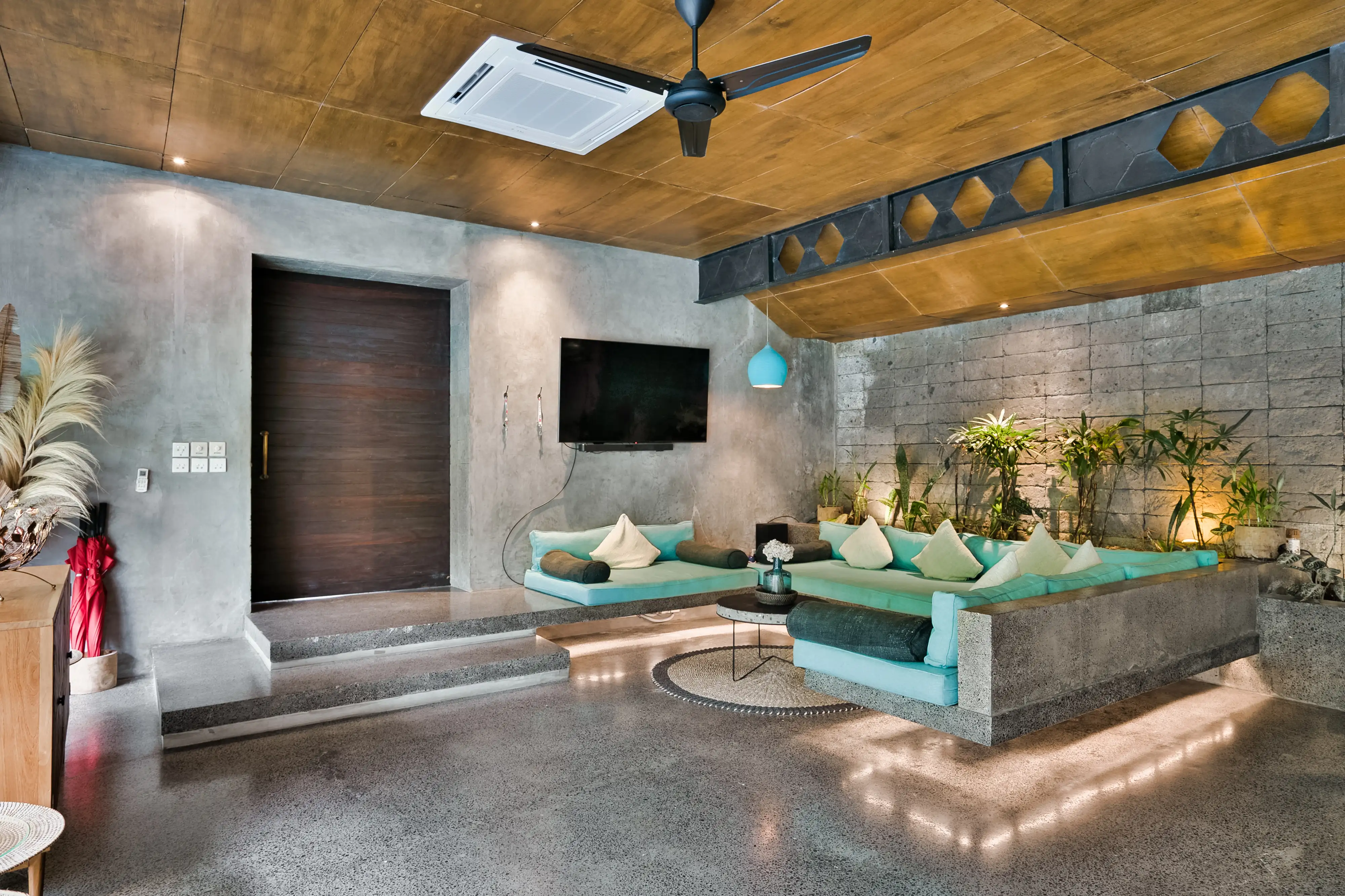 Villa 380m² in Indonesia, Canggu. Priced at 1421712$ rent photo-29