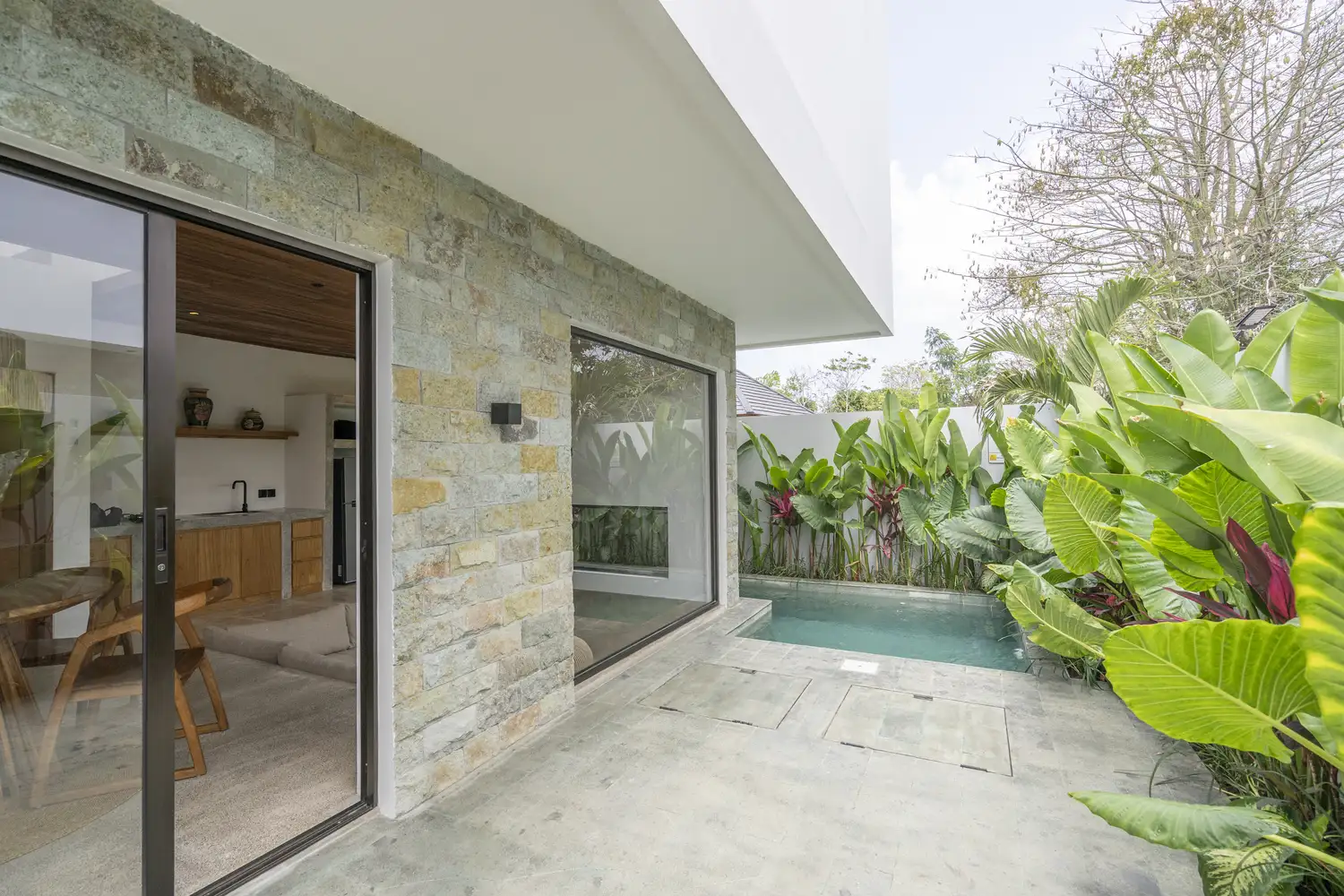 Villa 98m² in Indonesia, Bukit. Priced at 215000$ rent photo-2