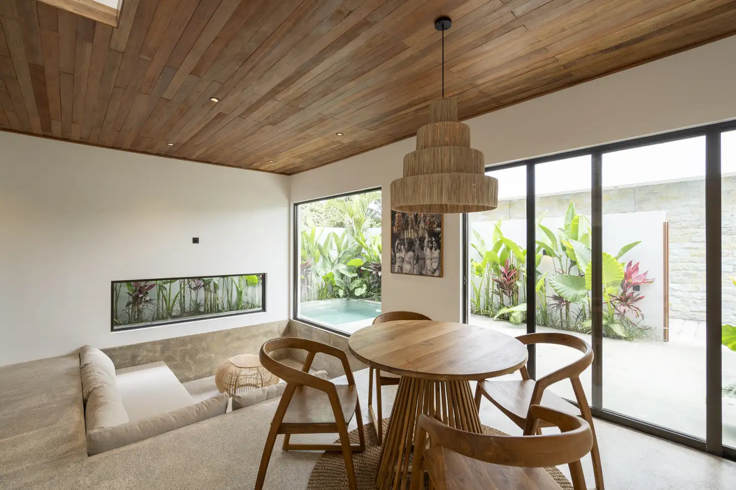 Villa 98m² in Indonesia, Bukit. Priced at 215000$ rent photo-14