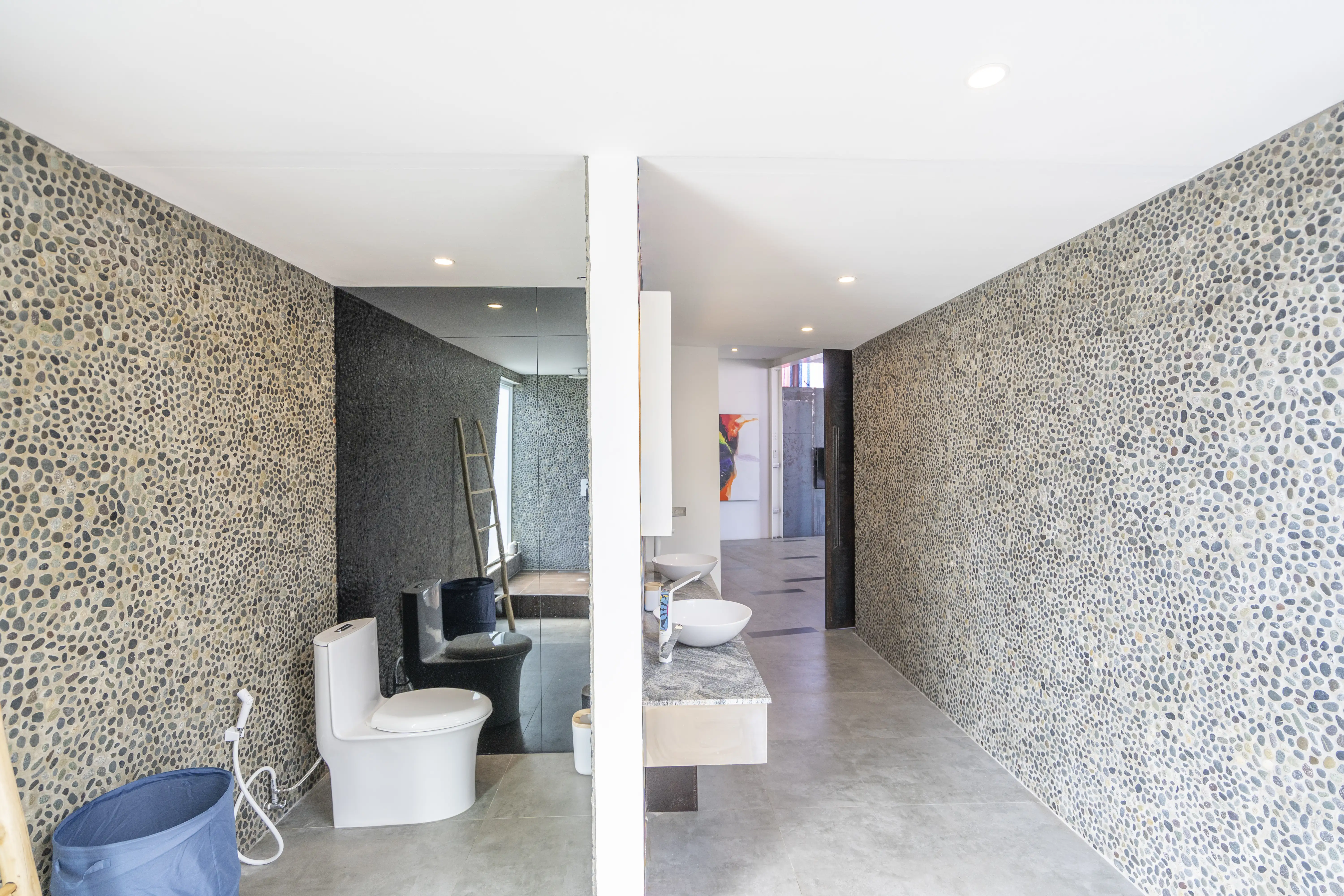 Villa 393m² in Indonesia, Canggu. Priced at 1100000$ rent photo-7
