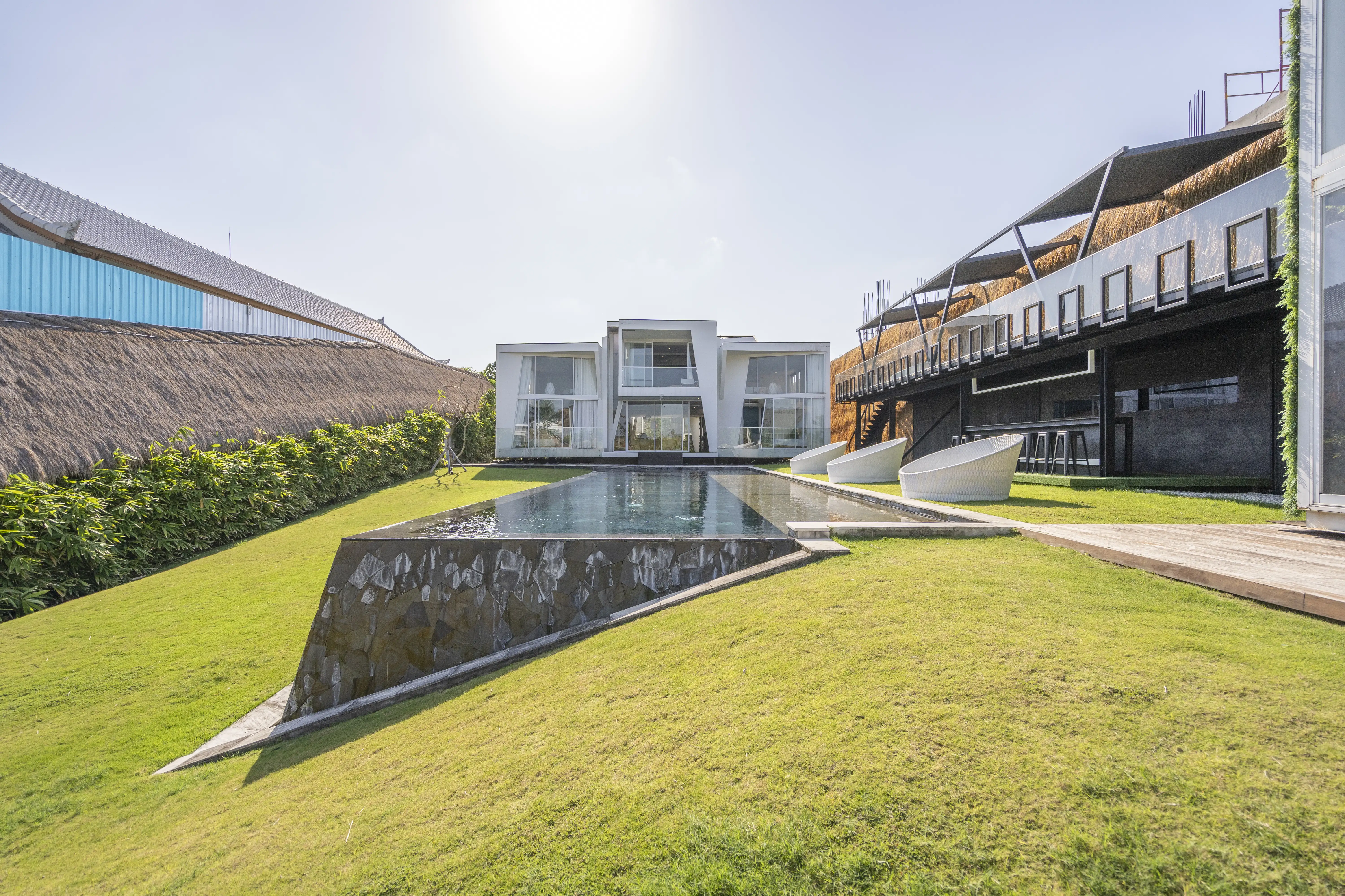 Villa 393m² in Indonesia, Canggu. Priced at 1100000$ rent photo-26