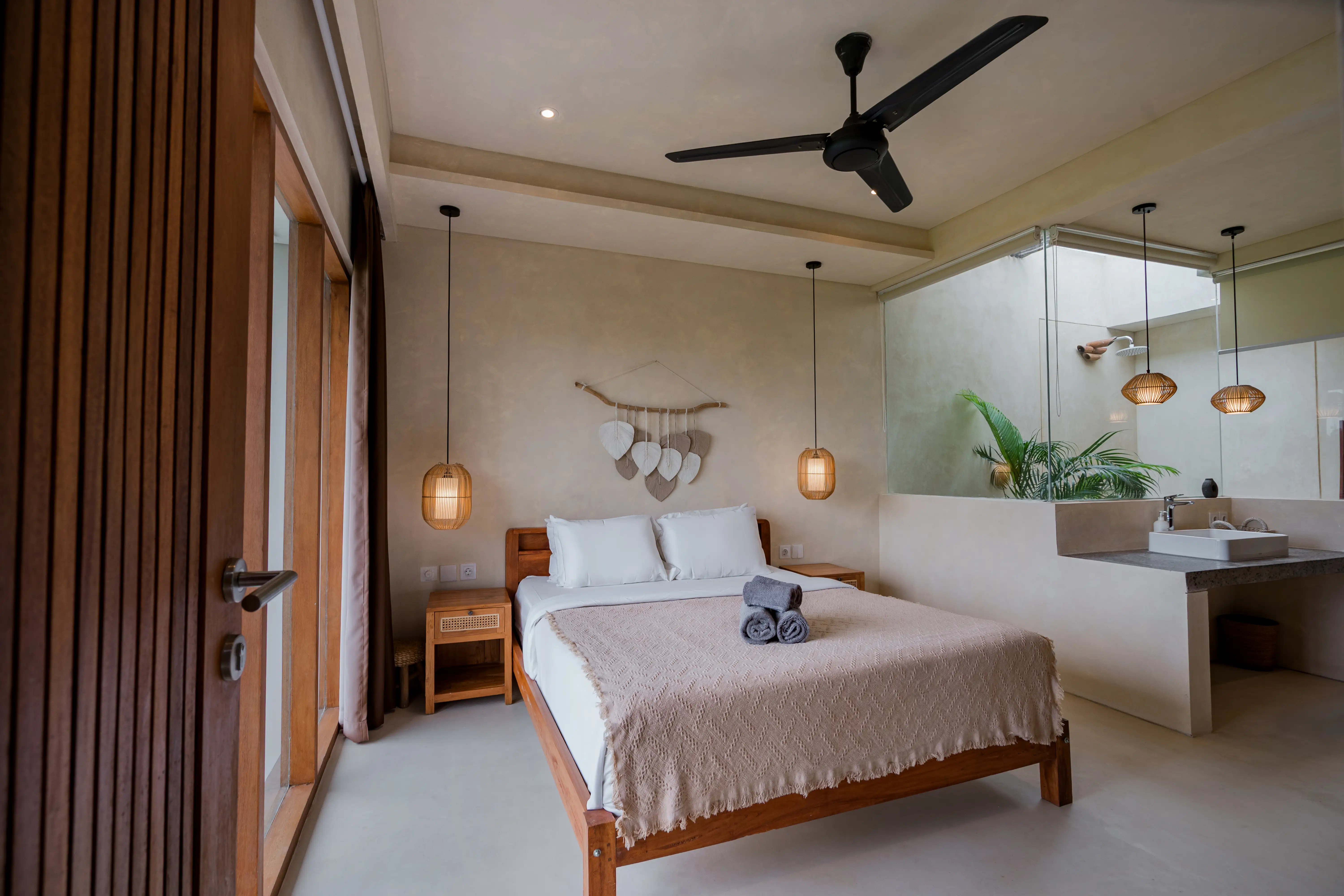 Villa 100m² in Indonesia, Canggu. Priced at 230000$ rent photo-20