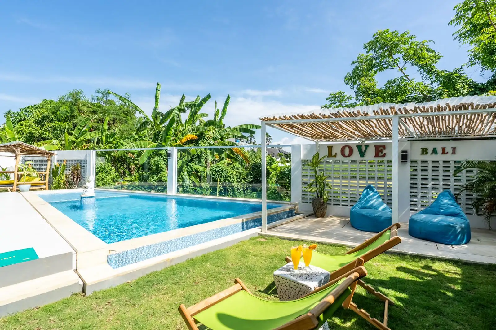 Villa 200m² in Indonesia, Canggu. Priced at 426514$ rent photo-2
