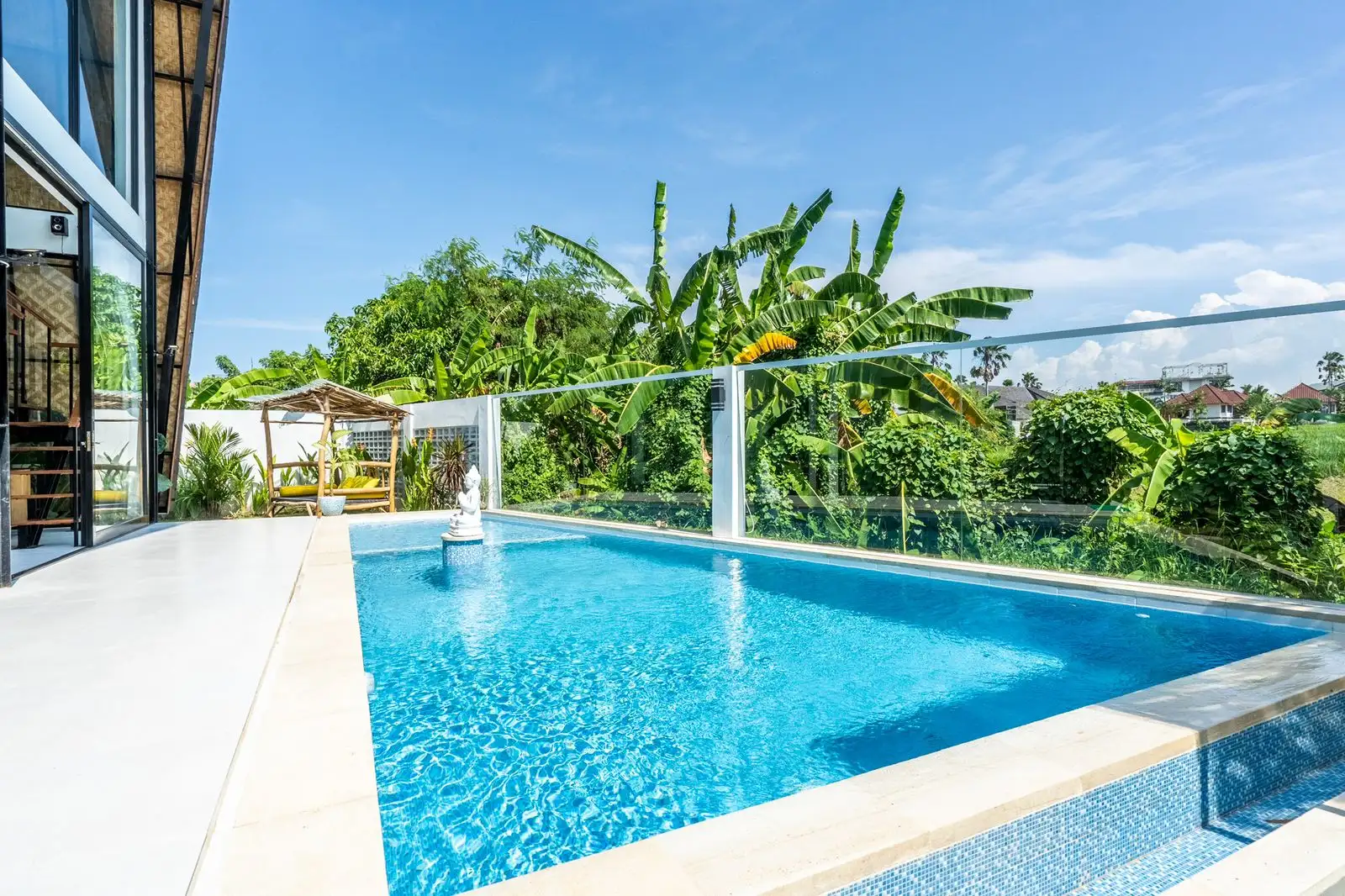 Villa 200m² in Indonesia, Canggu. Priced at 426514$ rent photo-3