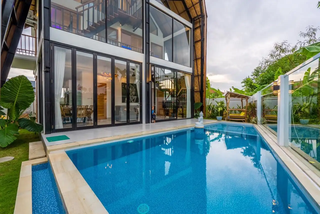Villa 200m² in Indonesia, Canggu. Priced at 426514$ rent photo-4