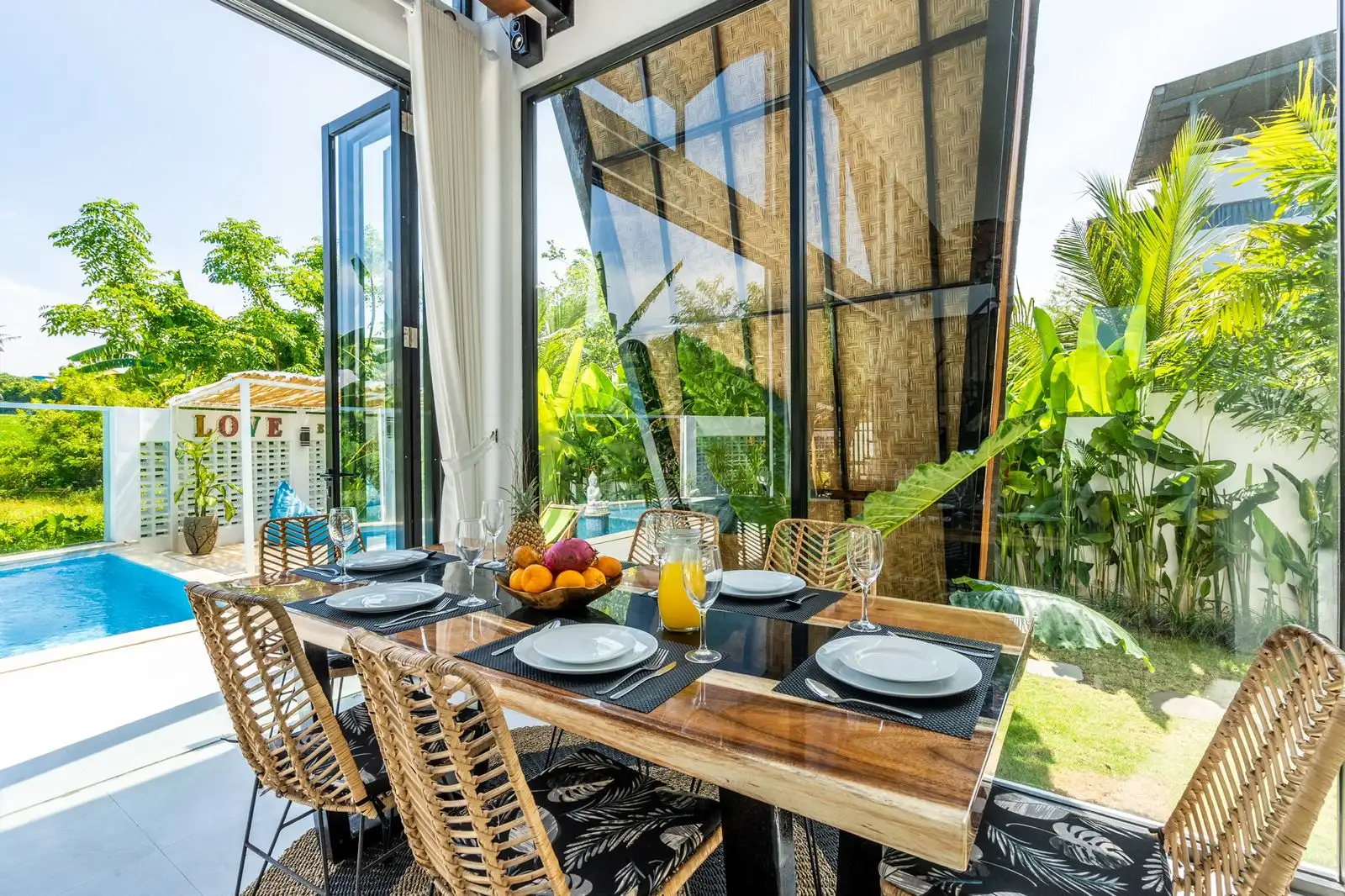 Villa 200m² in Indonesia, Canggu. Priced at 426514$ rent photo-22