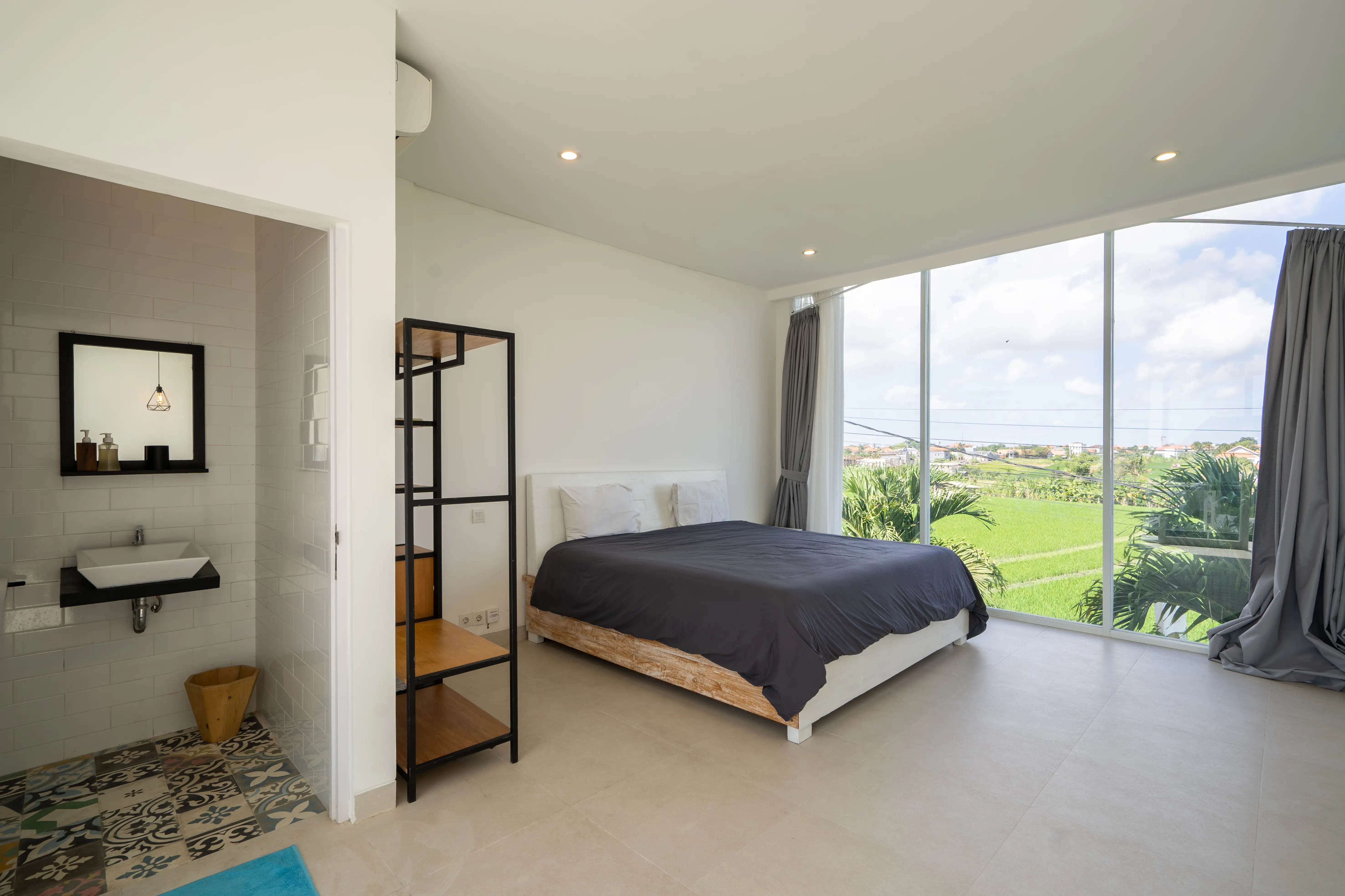 Villa 400m² in Indonesia, Canggu. Priced at 586400$ rent photo-5