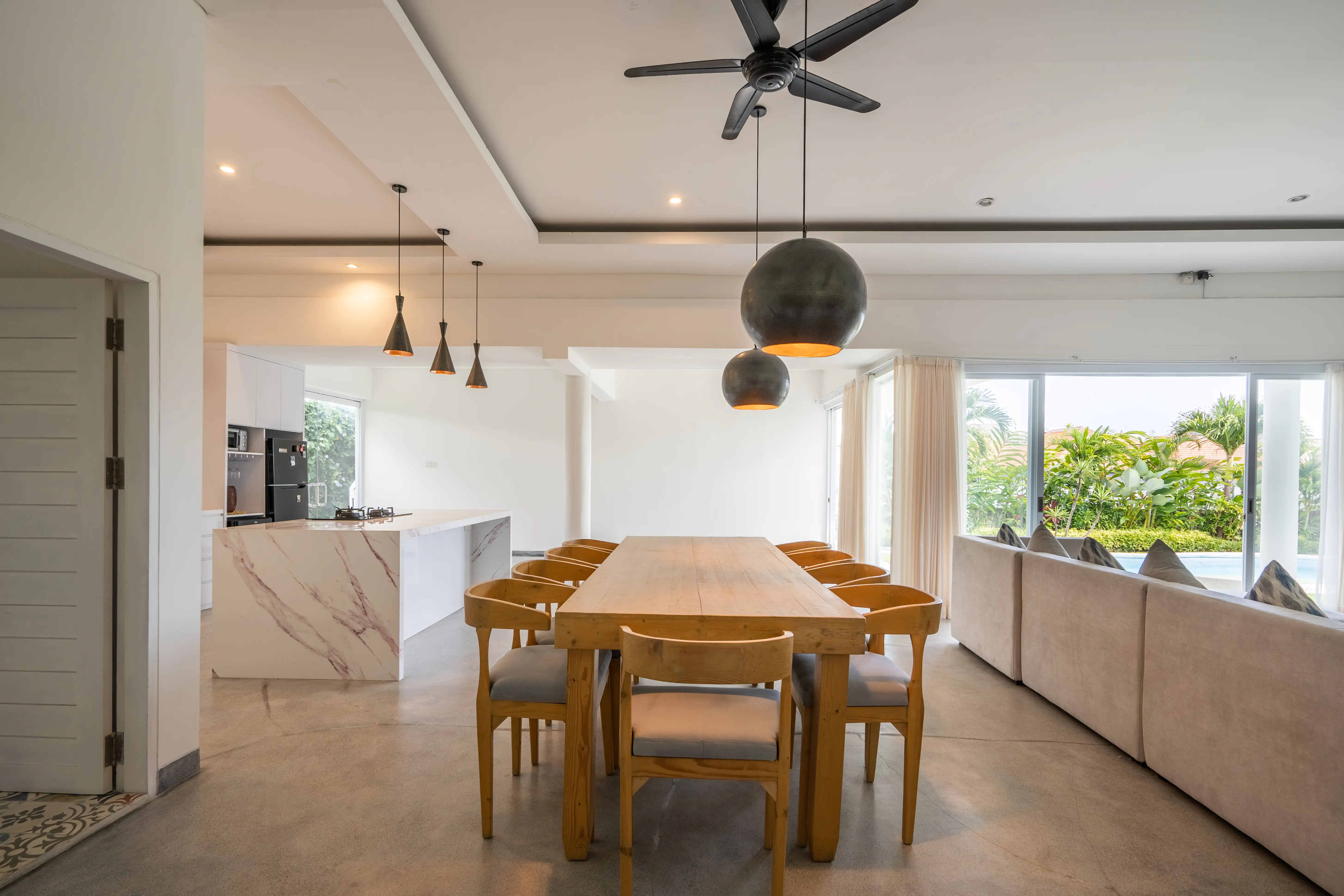 Villa 400m² in Indonesia, Canggu. Priced at 586400$ rent photo-8