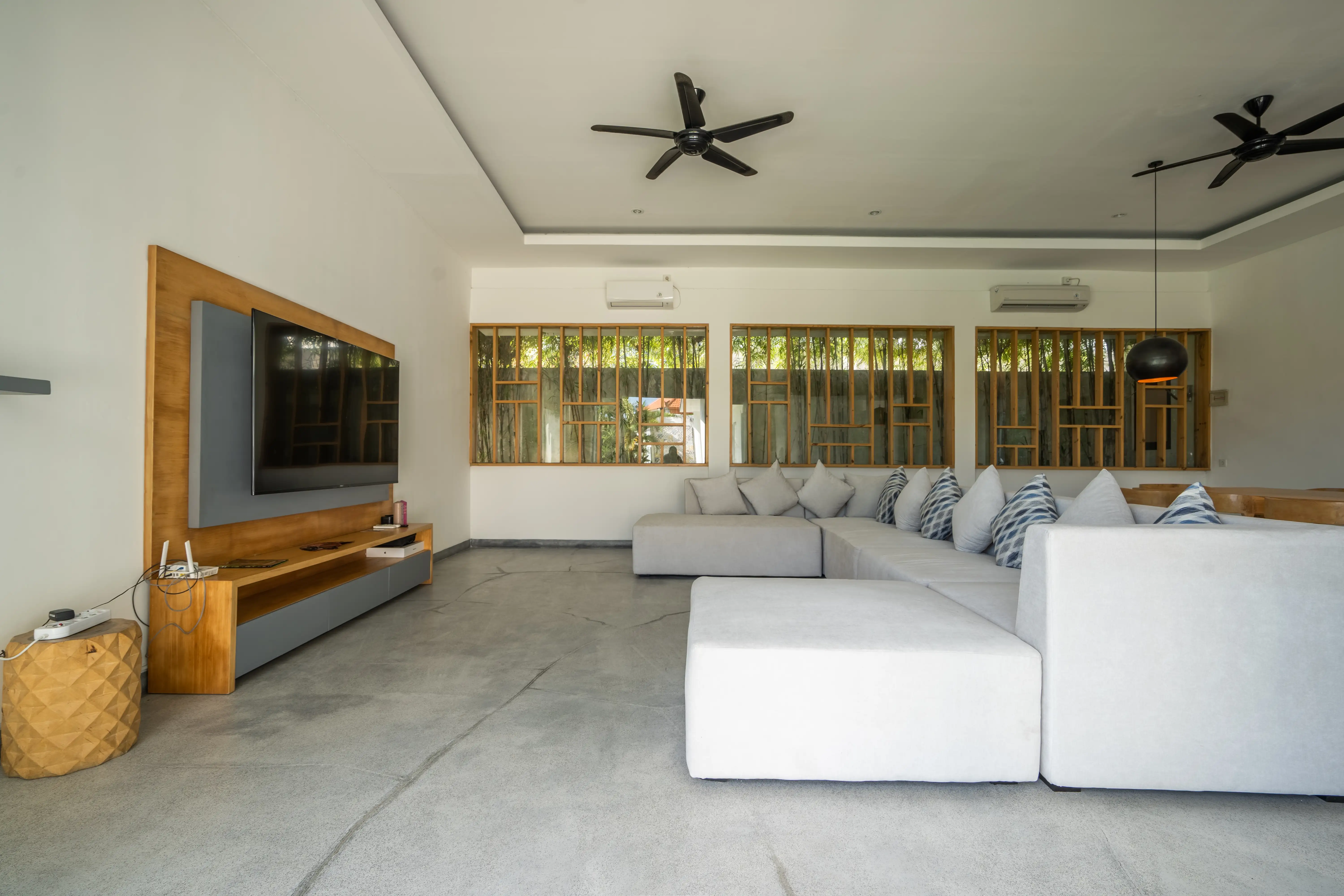 Villa 400m² in Indonesia, Canggu. Priced at 586400$ rent photo-12