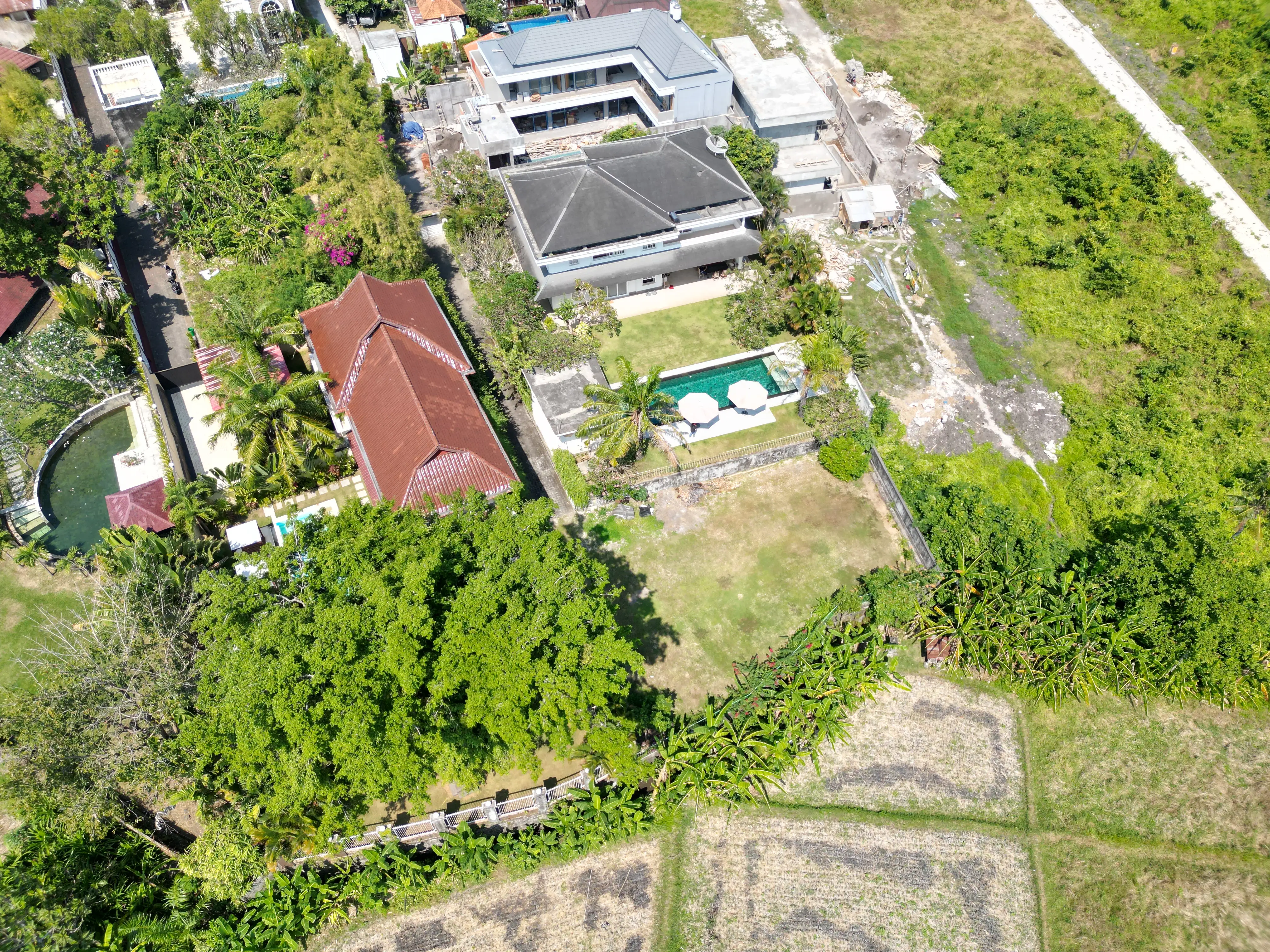 Villa 500m² in Indonesia, Umalas. Priced at 1200000$ rent photo-1