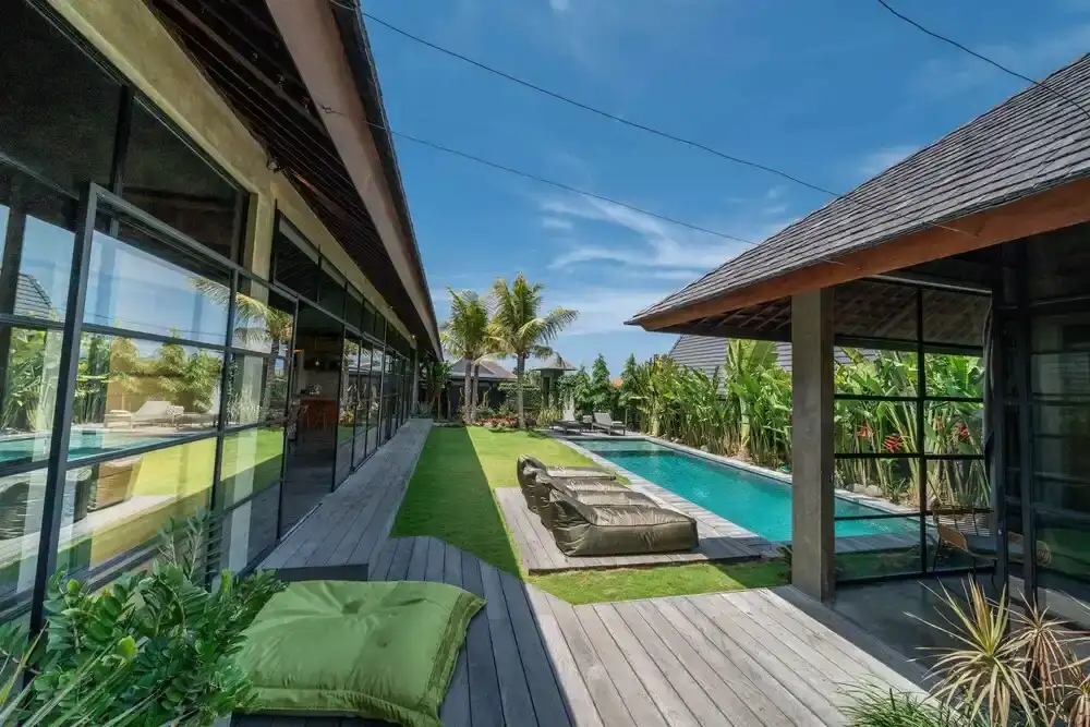 Villa 250m² in Indonesia, Canggu. Priced at 850000$ rent photo-9