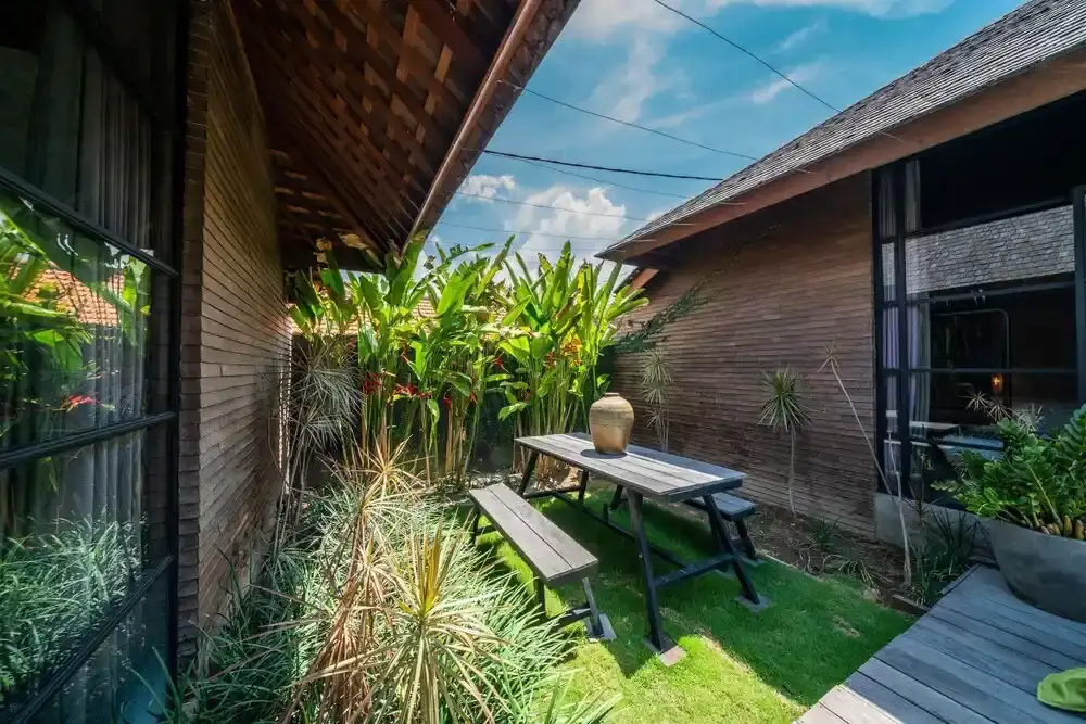 Villa 250m² in Indonesia, Canggu. Priced at 850000$ rent photo-15