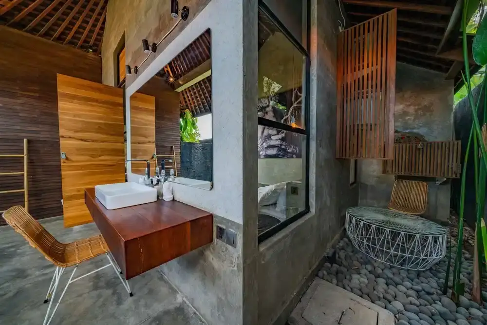 Villa 250m² in Indonesia, Canggu. Priced at 850000$ rent photo-18