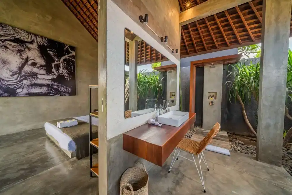 Villa 250m² in Indonesia, Canggu. Priced at 850000$ rent photo-27