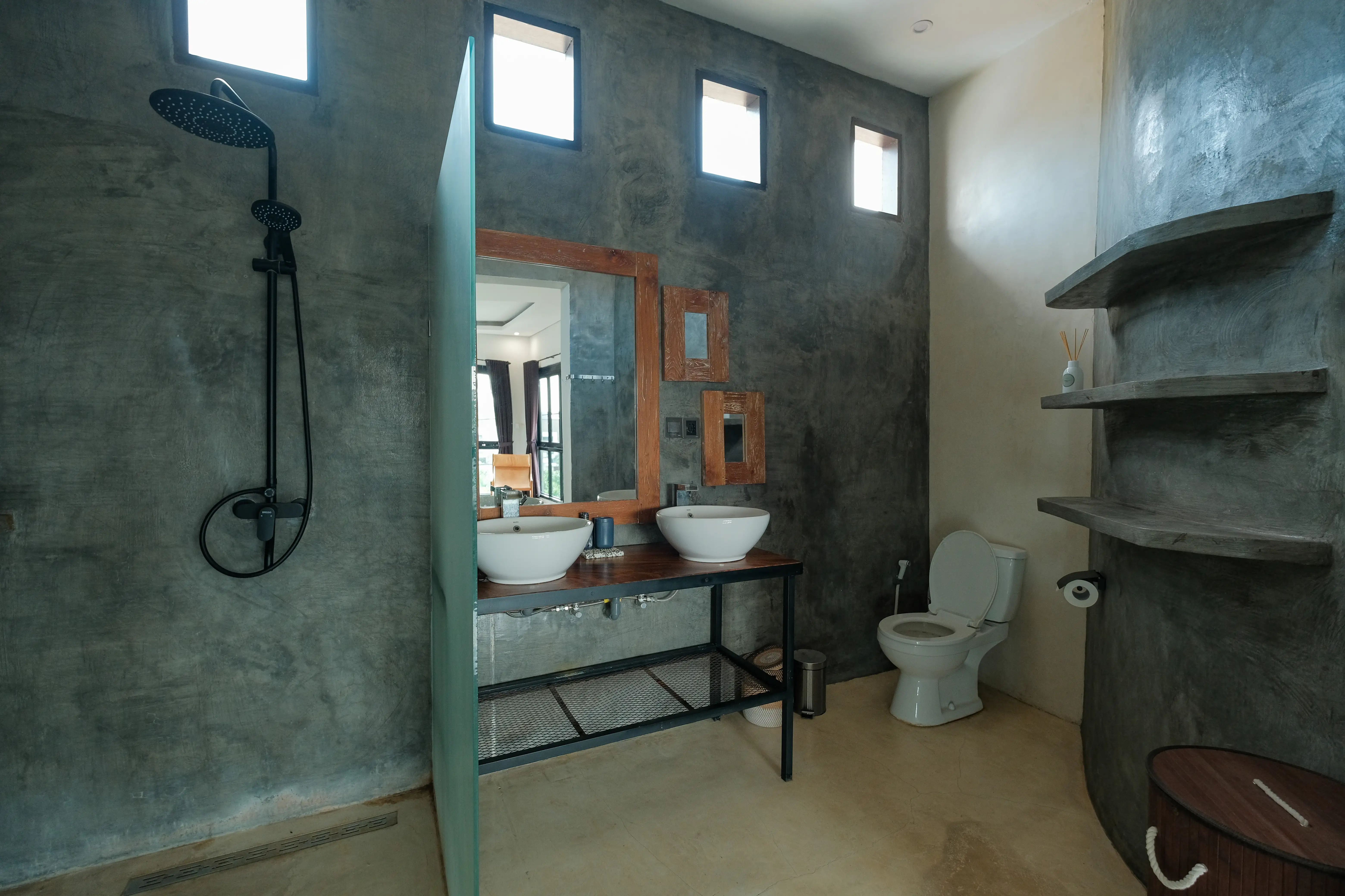Villa 204m² in Indonesia, Canggu. Priced at 135000$ rent photo-9