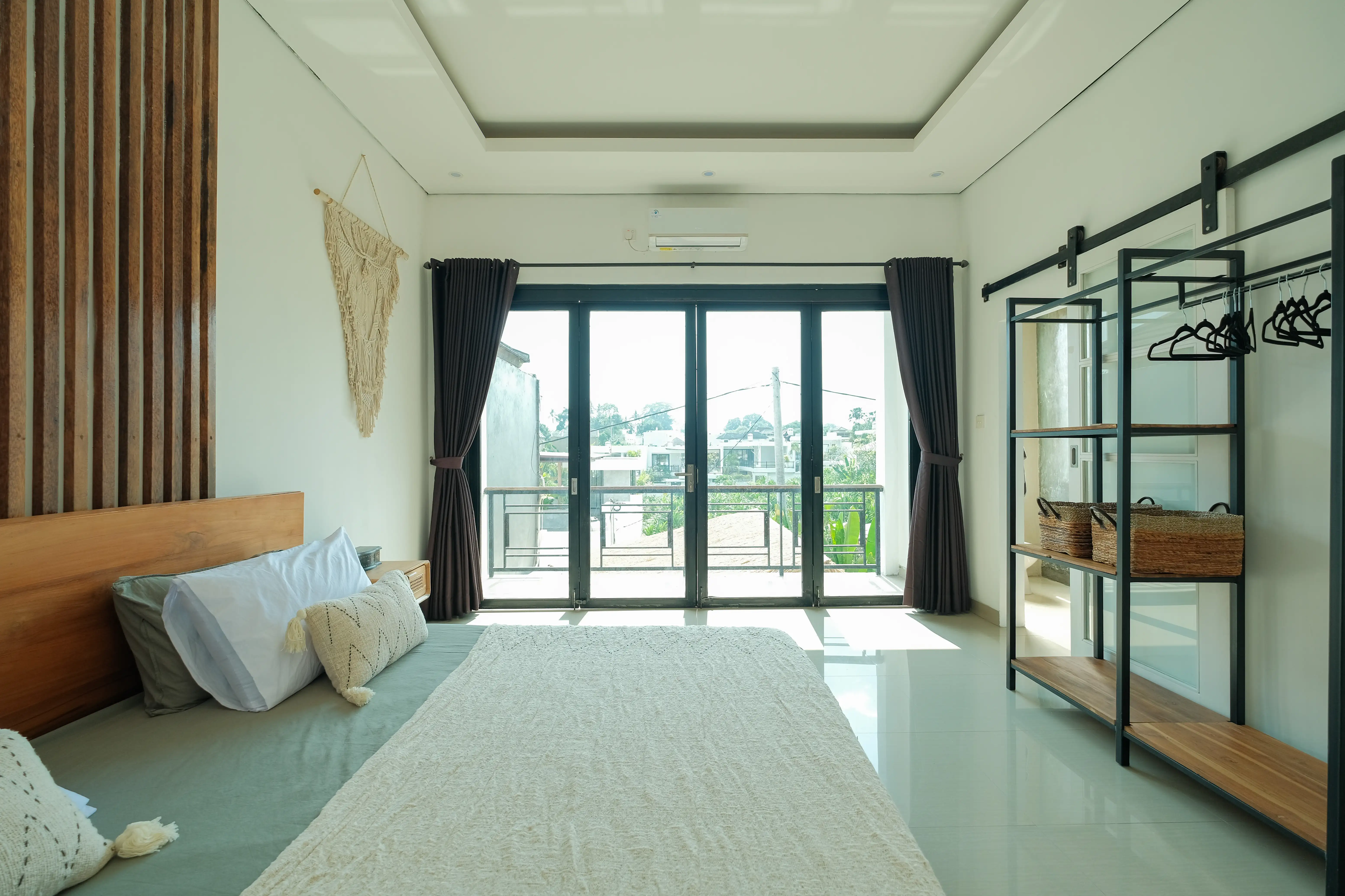 Villa 204m² in Indonesia, Canggu. Priced at 135000$ rent photo-12