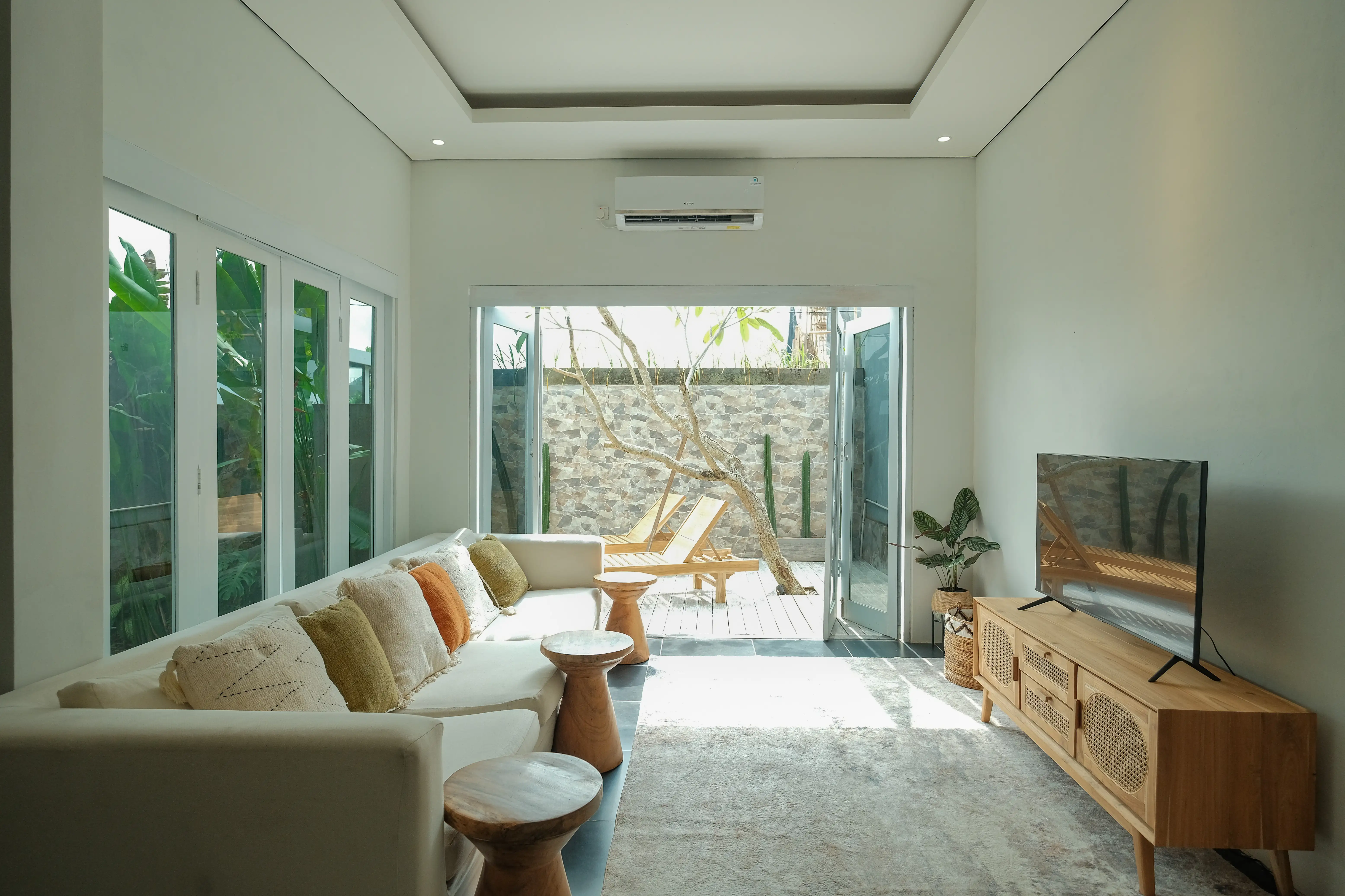 Villa 204m² in Indonesia, Canggu. Priced at 135000$ rent photo-26