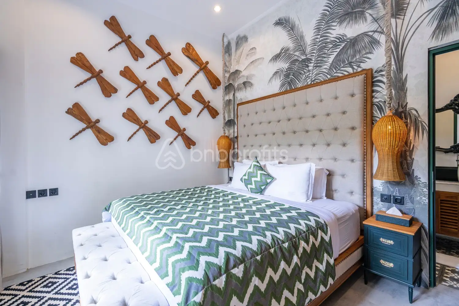 Villa 307m² in Indonesia, Canggu. Priced at 690000$ rent photo-9