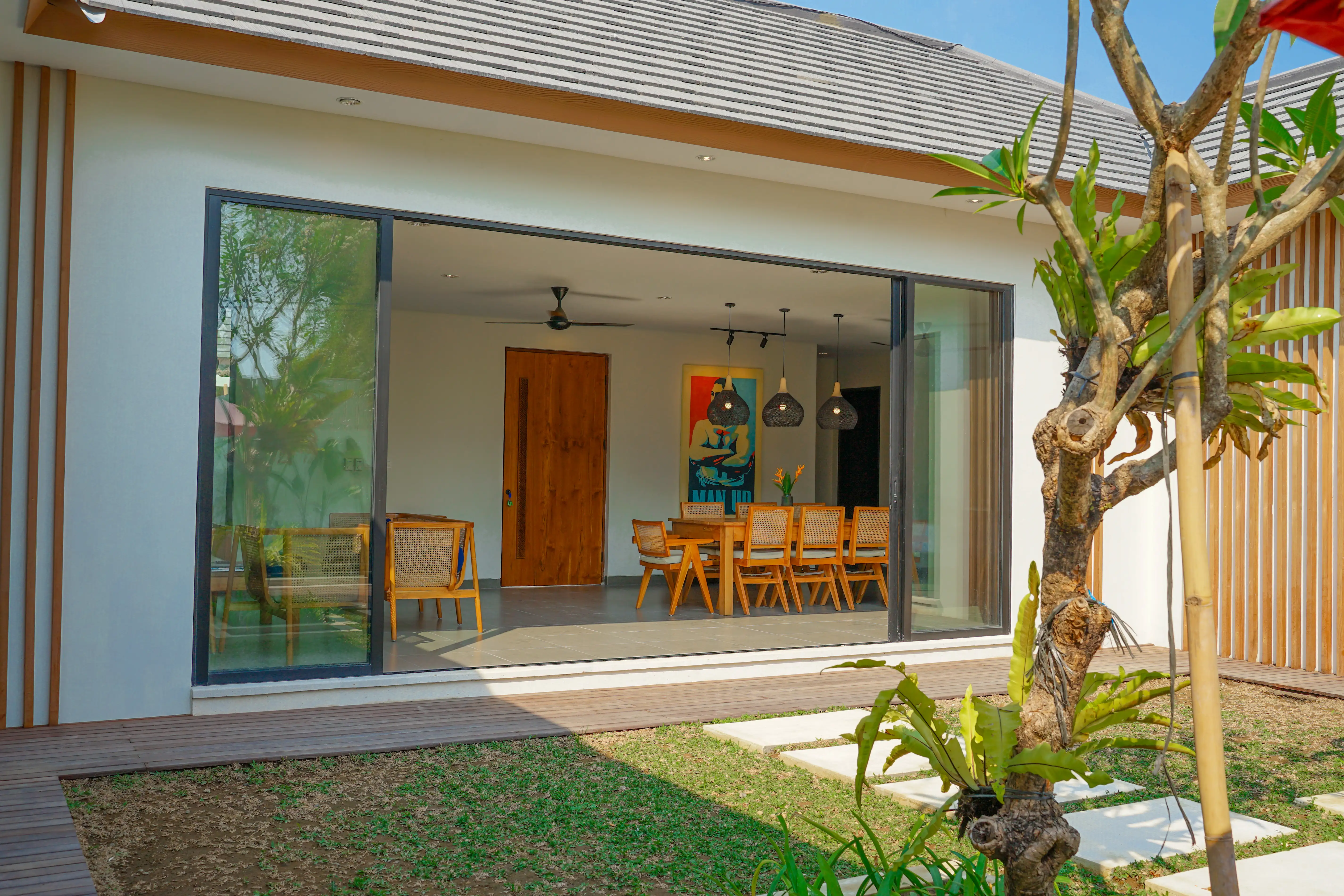 Villa 186m² in Indonesia, Canggu. Priced at 361890$ rent photo-4
