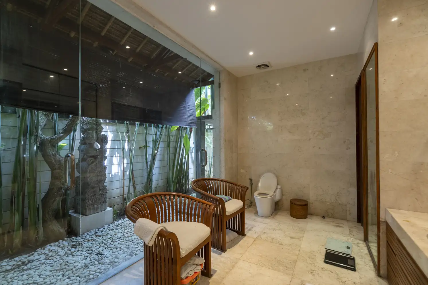 Villa 459m² in Indonesia, Seminyak. Priced at 1300000$ rent photo-5