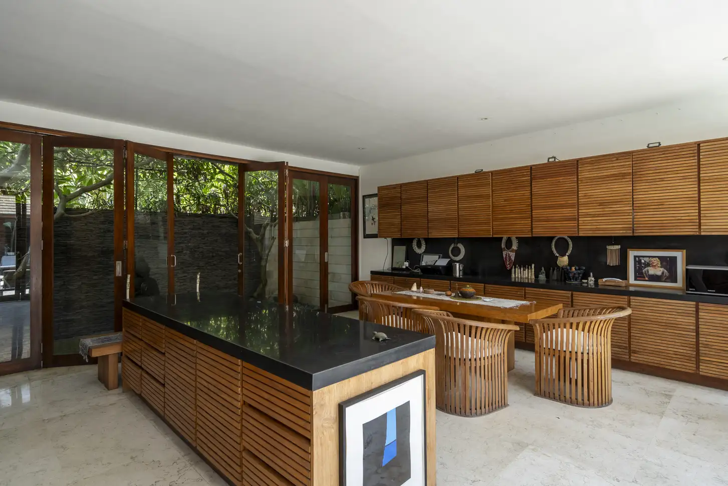 Villa 459m² in Indonesia, Seminyak. Priced at 1300000$ rent photo-18