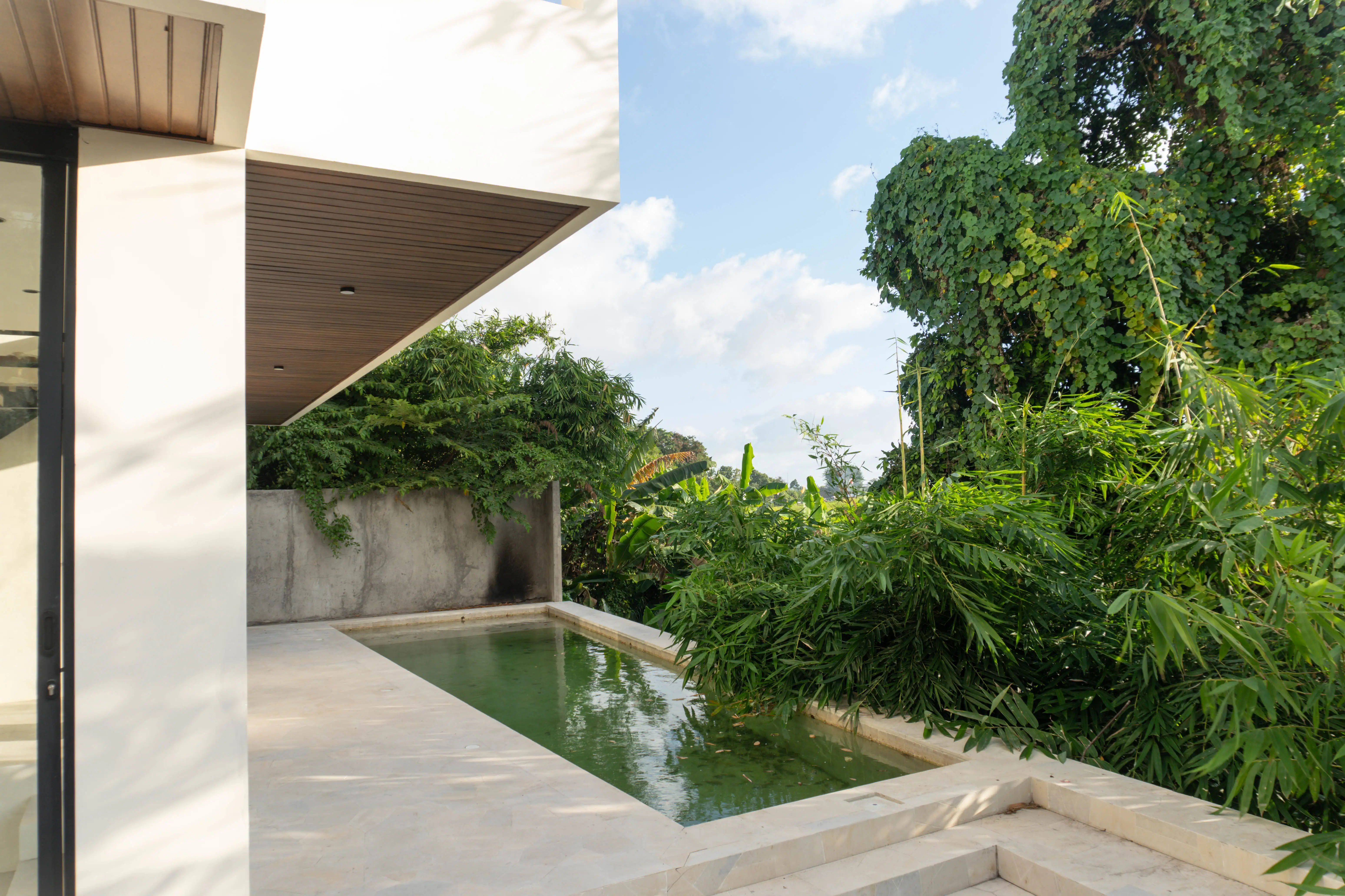 Villa 252m² in Indonesia, Canggu. Priced at 650000$ rent photo-18
