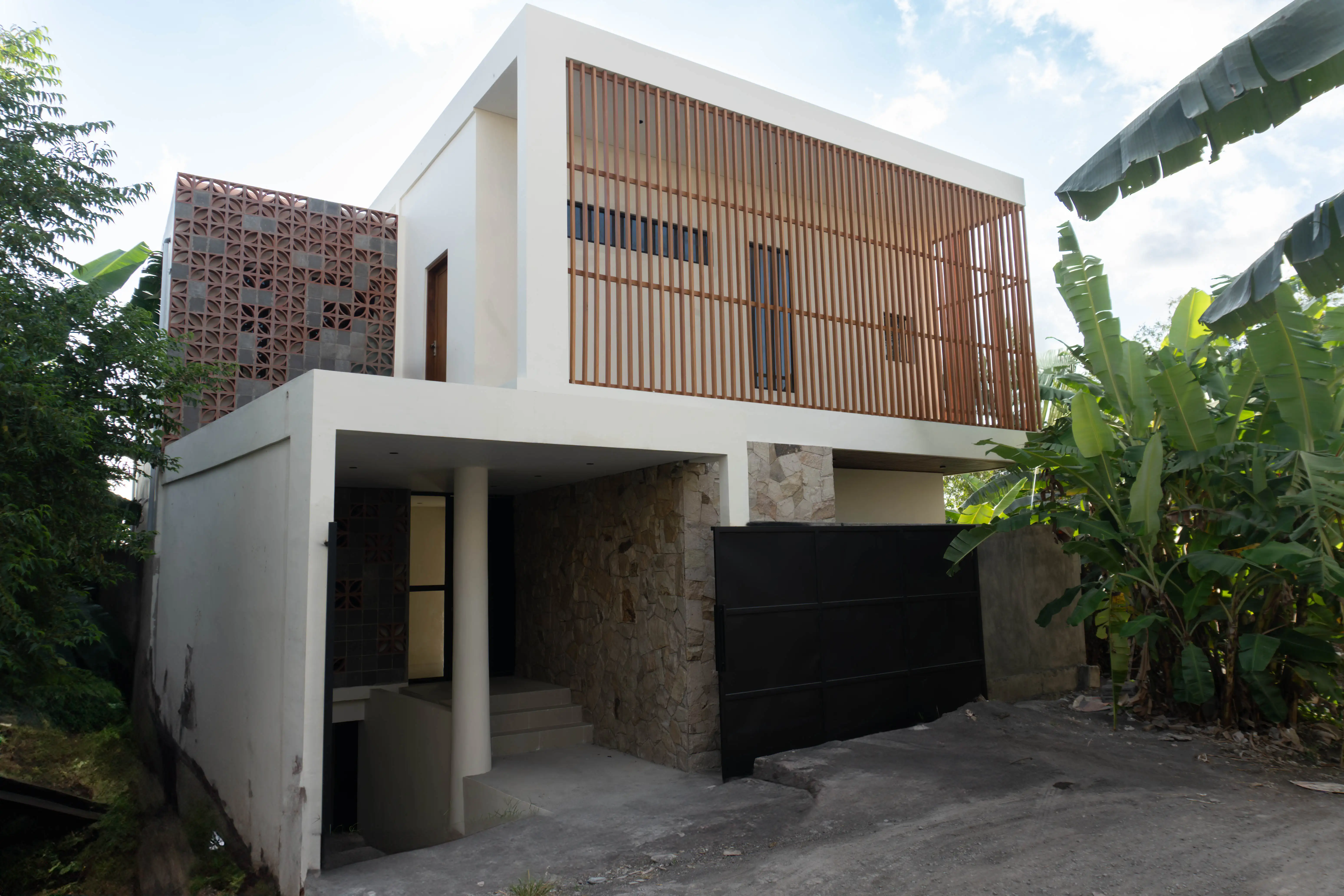 Villa 252m² in Indonesia, Canggu. Priced at 650000$ rent photo-28