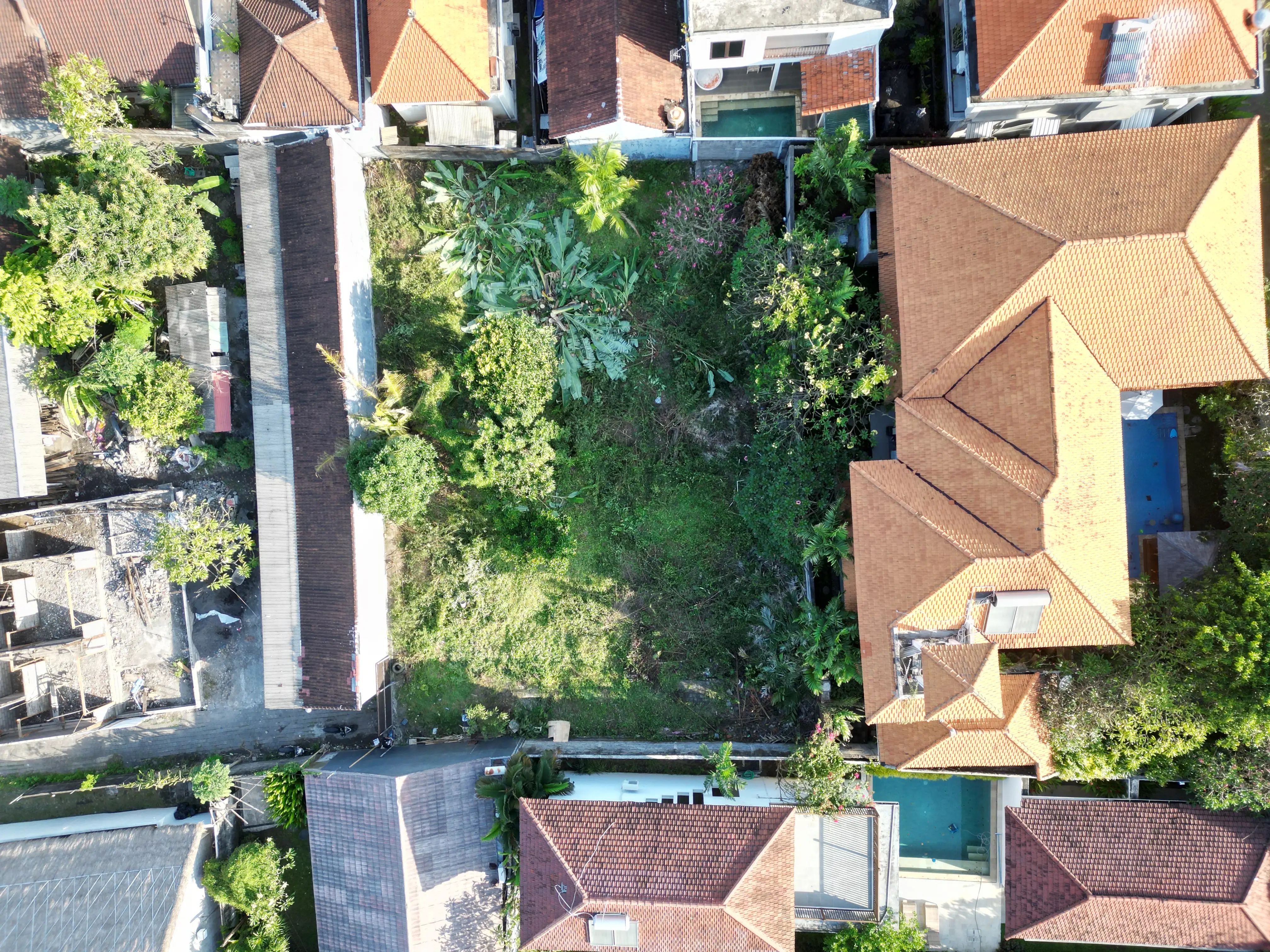 Land 0m² in Indonesia, Canggu. Priced at 203786$ rent photo-2