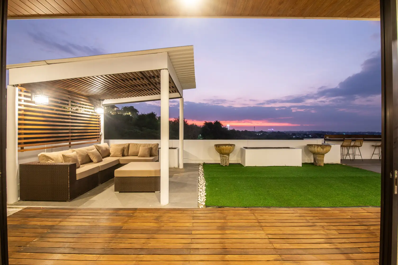 Villa 880m² in Indonesia, Bukit. Priced at 807791$ rent photo-9