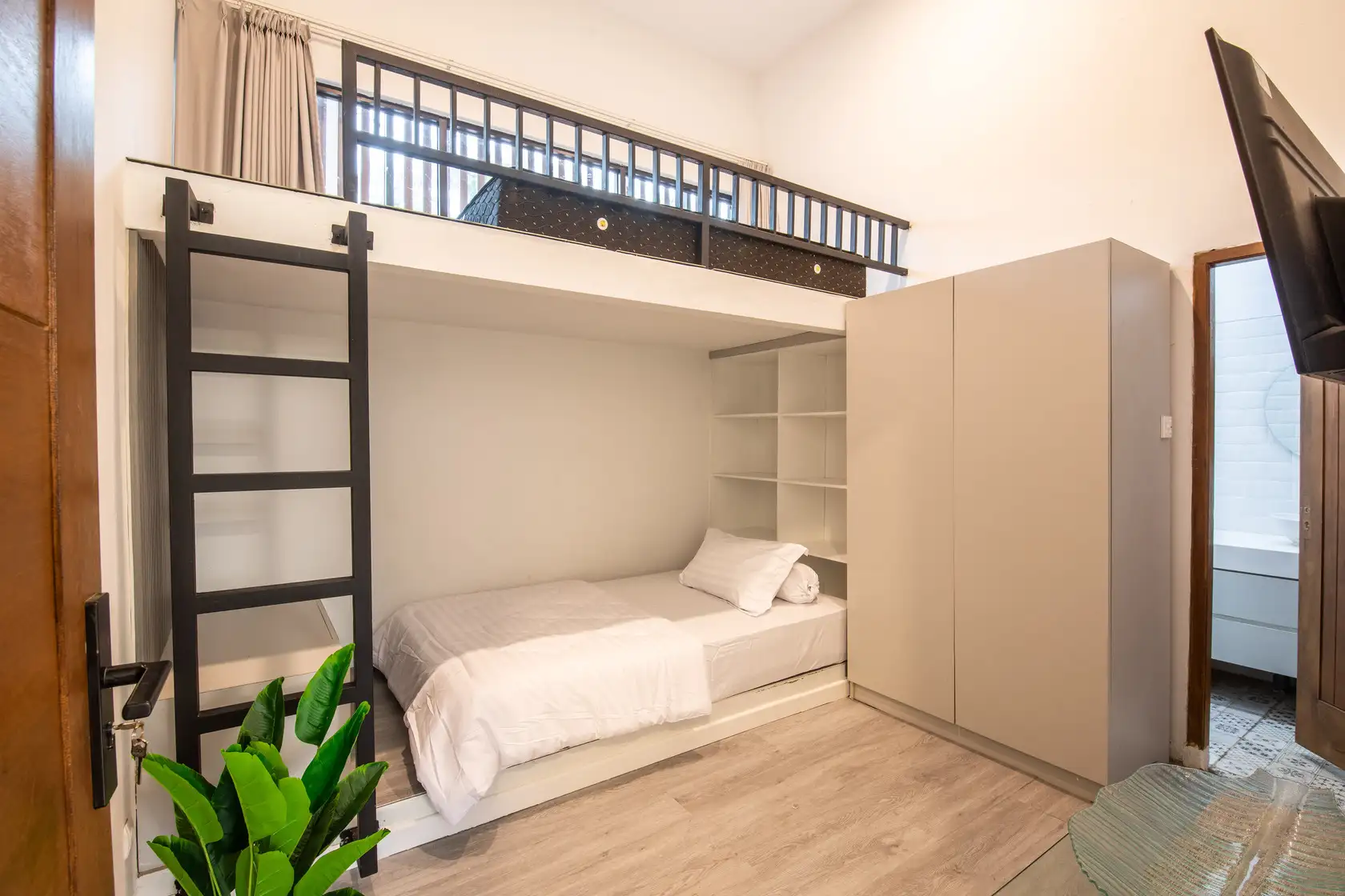 Villa 880m² in Indonesia, Bukit. Priced at 807791$ rent photo-18