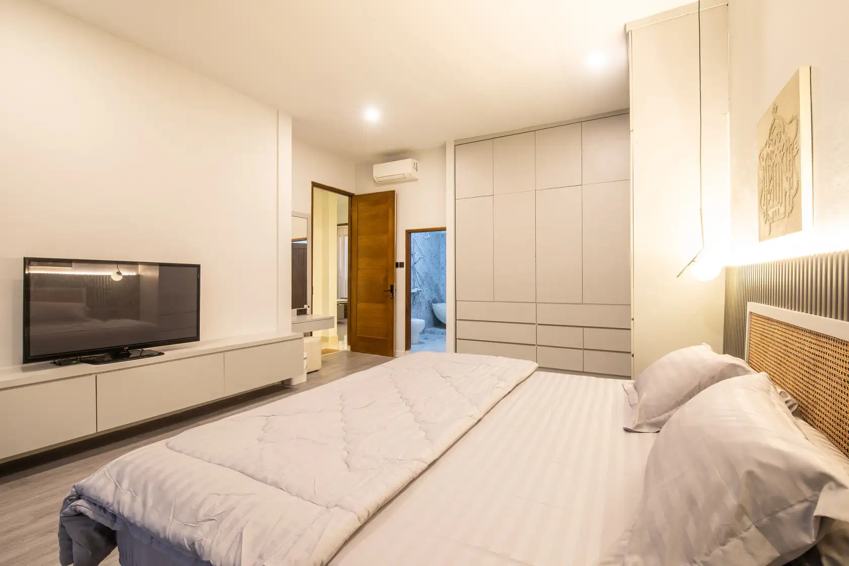 Villa 880m² in Indonesia, Bukit. Priced at 807791$ rent photo-34