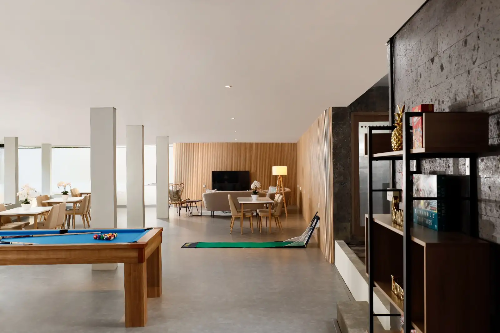 Villa 1474m² in Indonesia, Canggu. Priced at 2370000$ rent photo-5