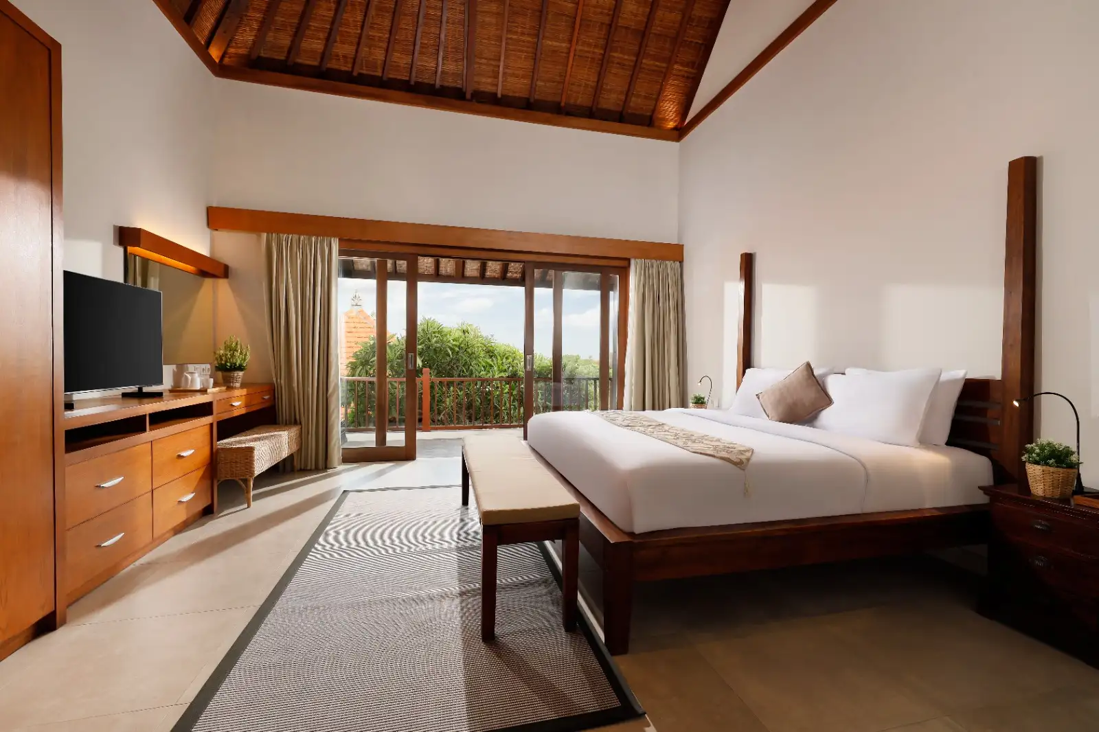 Villa 1474m² in Indonesia, Canggu. Priced at 2370000$ rent photo-18