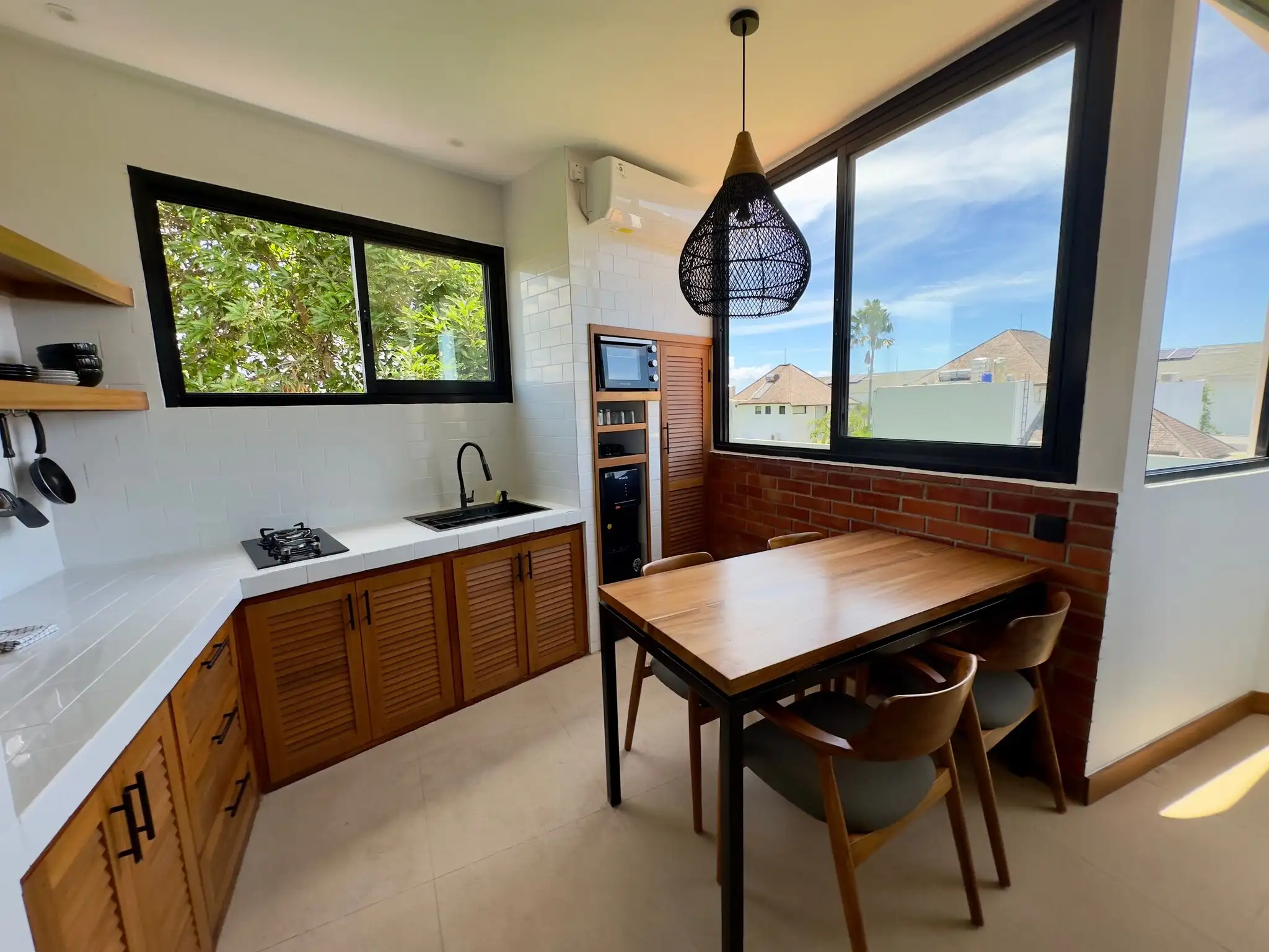 Flat 90m² in Indonesia, Canggu. Priced at 150000$ rent photo-11